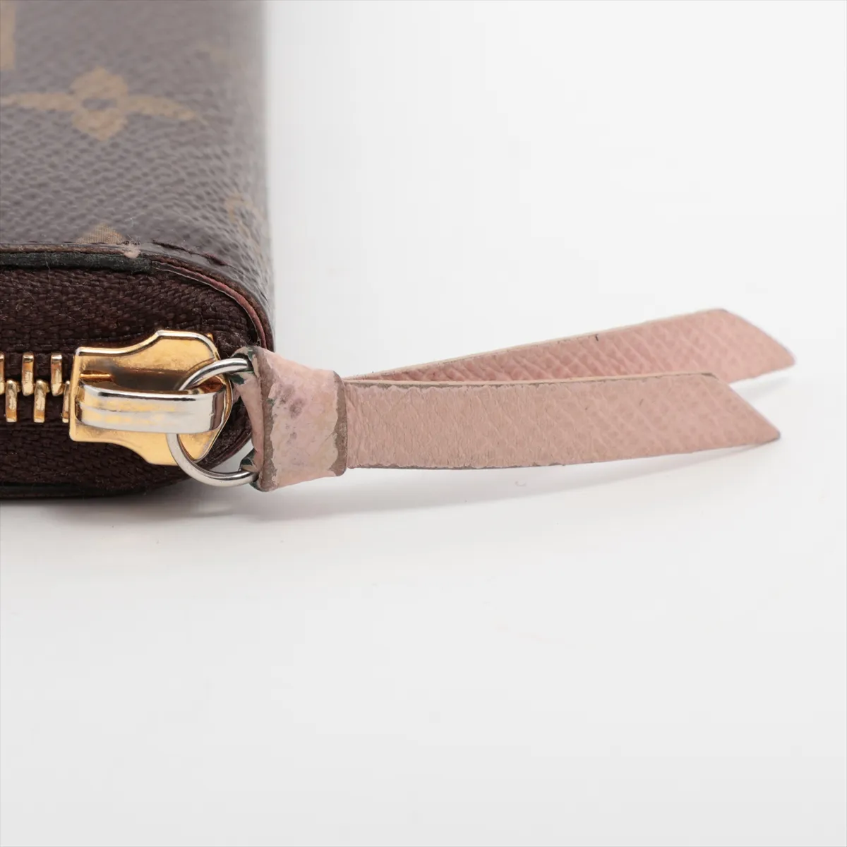 Monogram Portefeuille Clemence M61298 CA3155 Rose Ballerine Round Zip Wallet — view 12