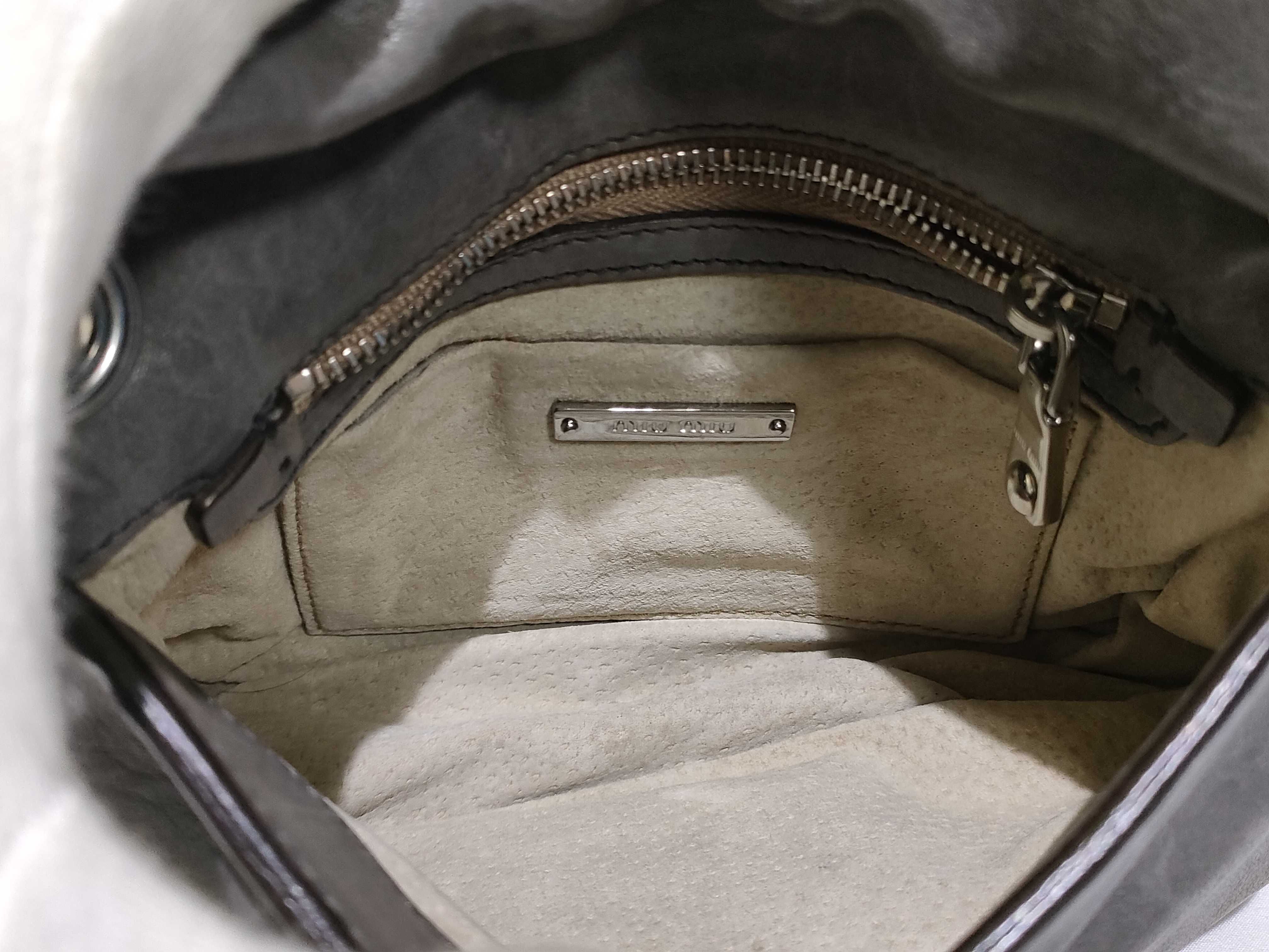 Matelassé Leather x Canvas Shoulder Bag, Beige, RT0499 (Shoulder Bag) — view 8