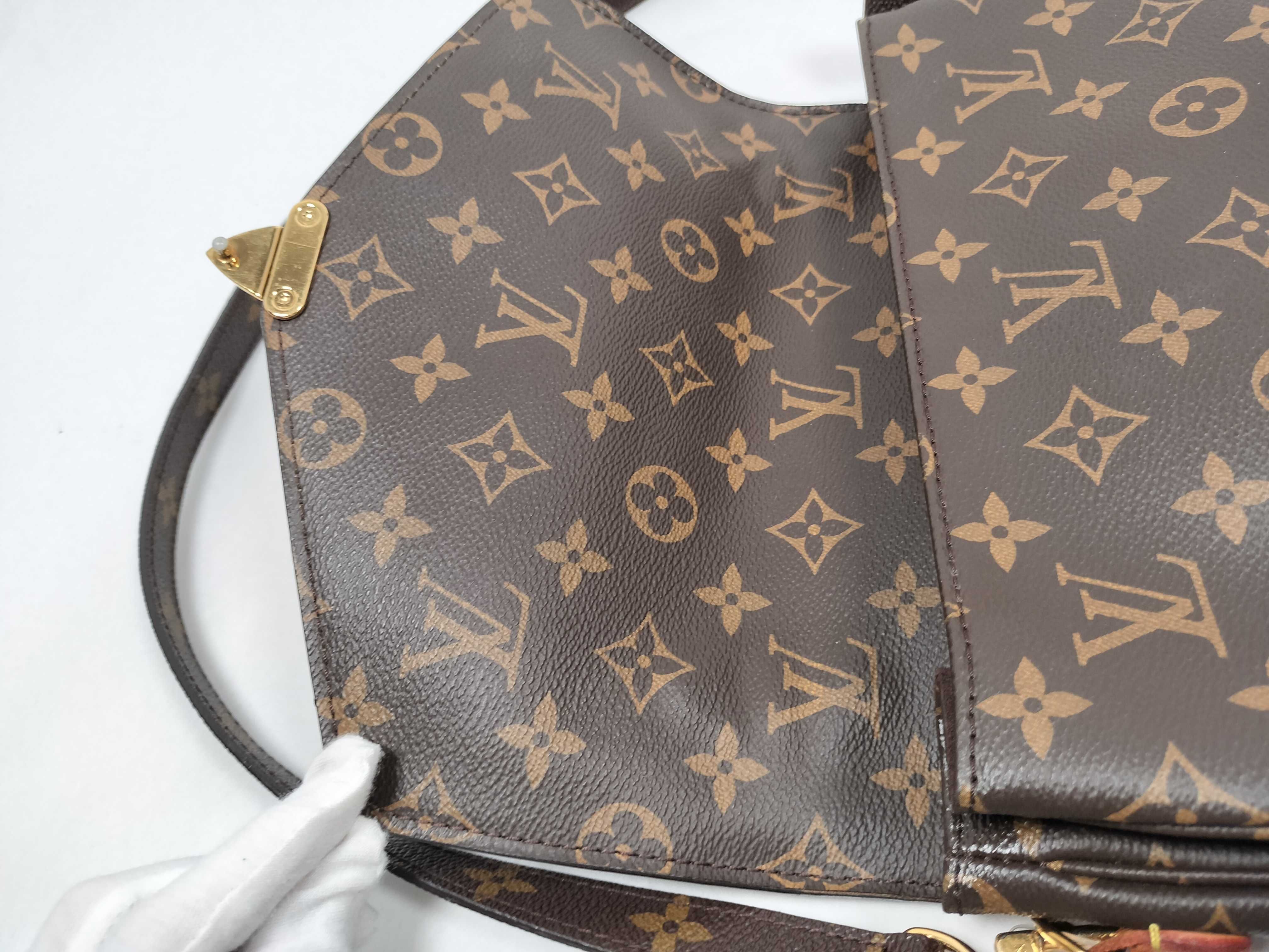 Monogram Louis Vuitton M44875 Monogram Pochette Metis MM 2-Way Handbag Shoulder Bag — view 8