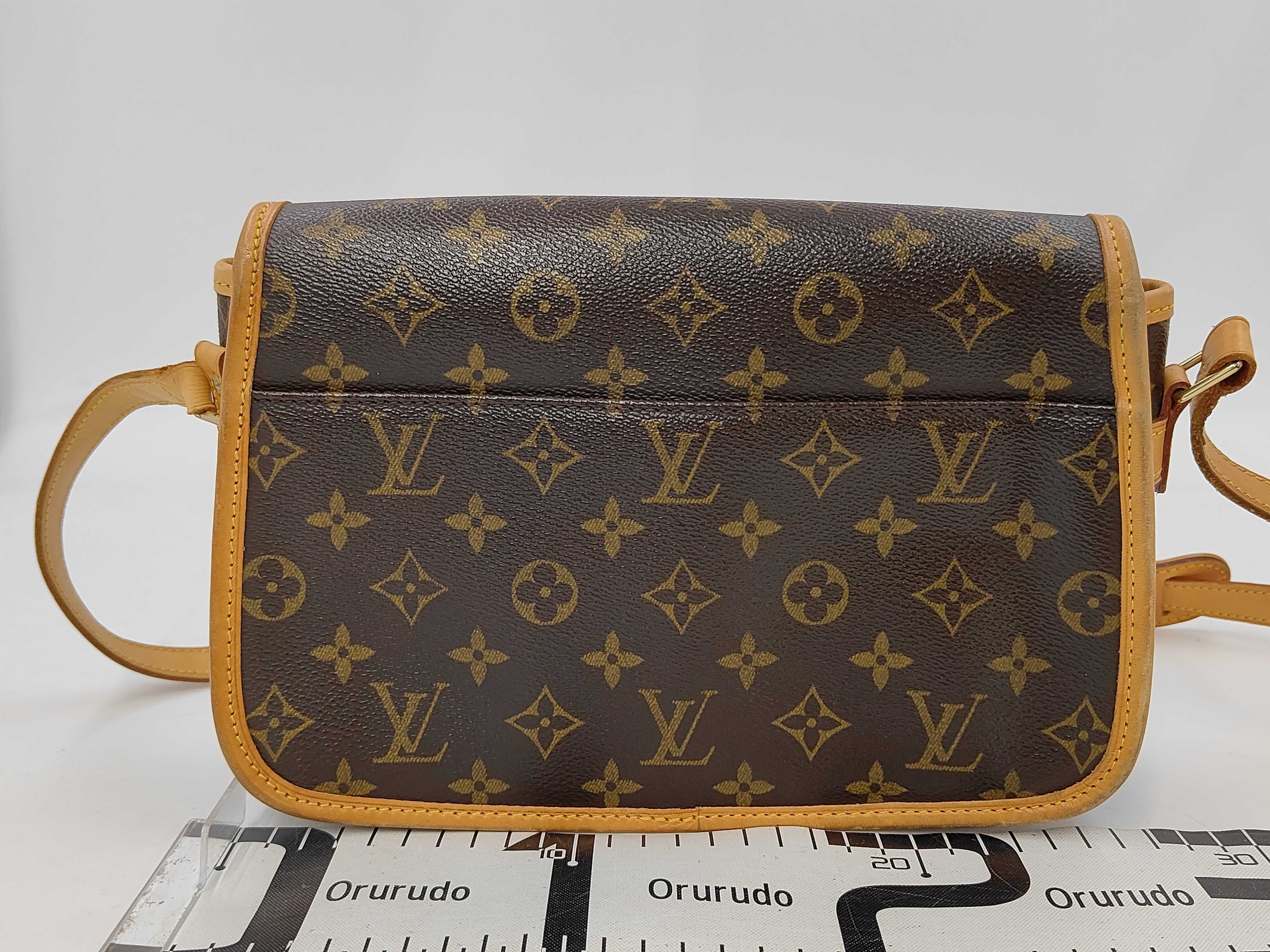 Sologne Shoulder Bag Monogram M42250 Shoulder Bag — view 2