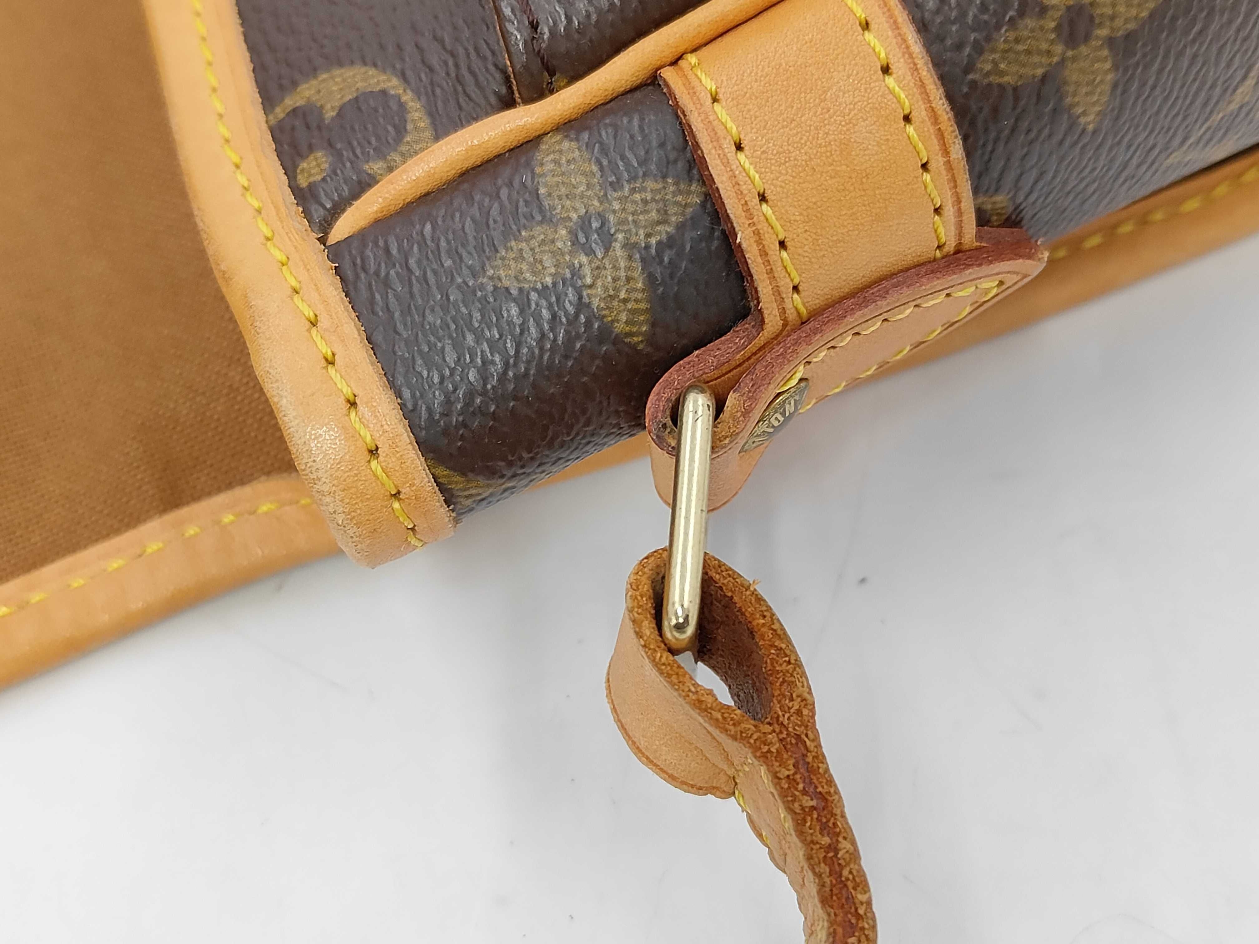 Sologne Shoulder Bag Monogram M42250 Shoulder Bag — view 7