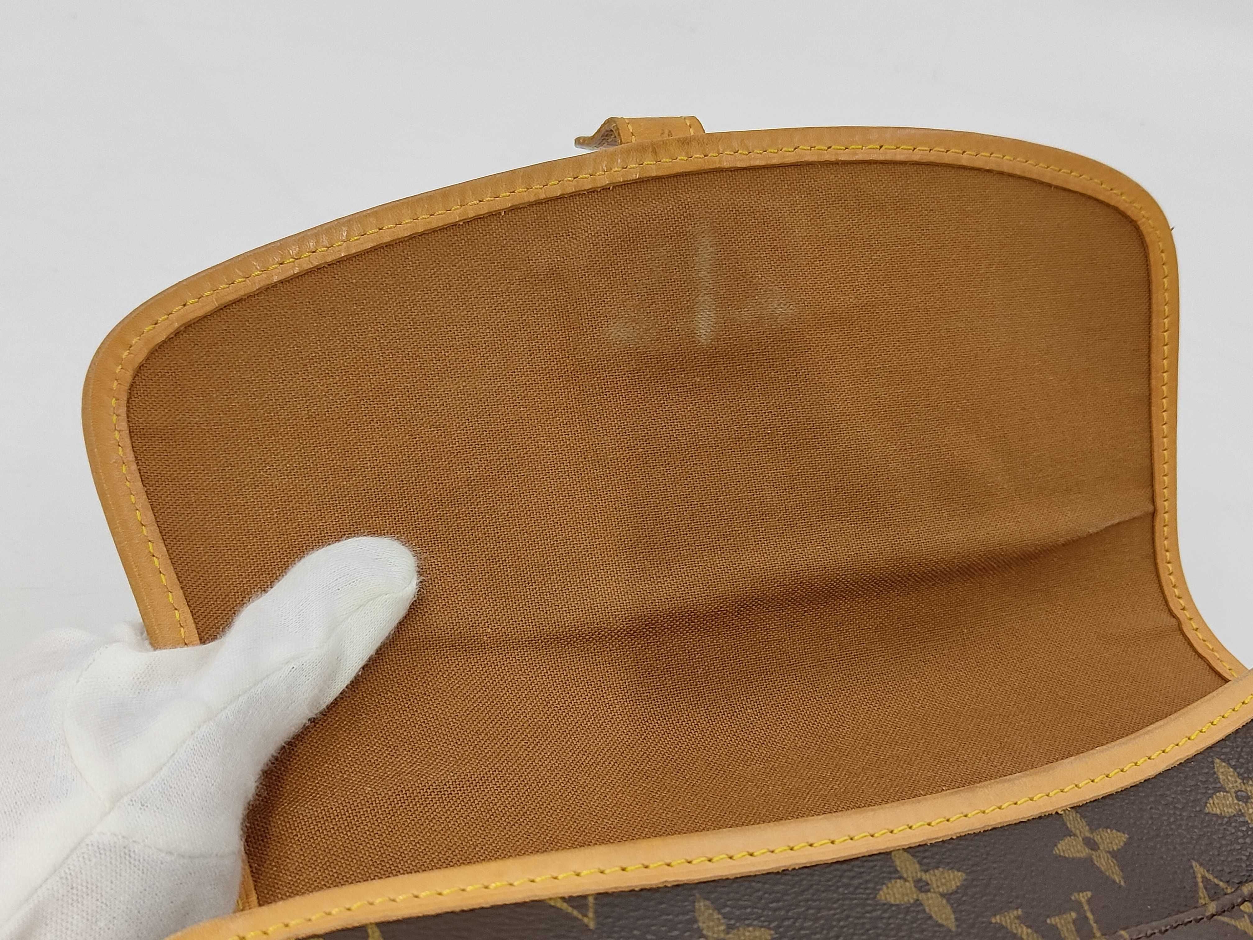 Sologne Shoulder Bag Monogram M42250 Shoulder Bag — view 10