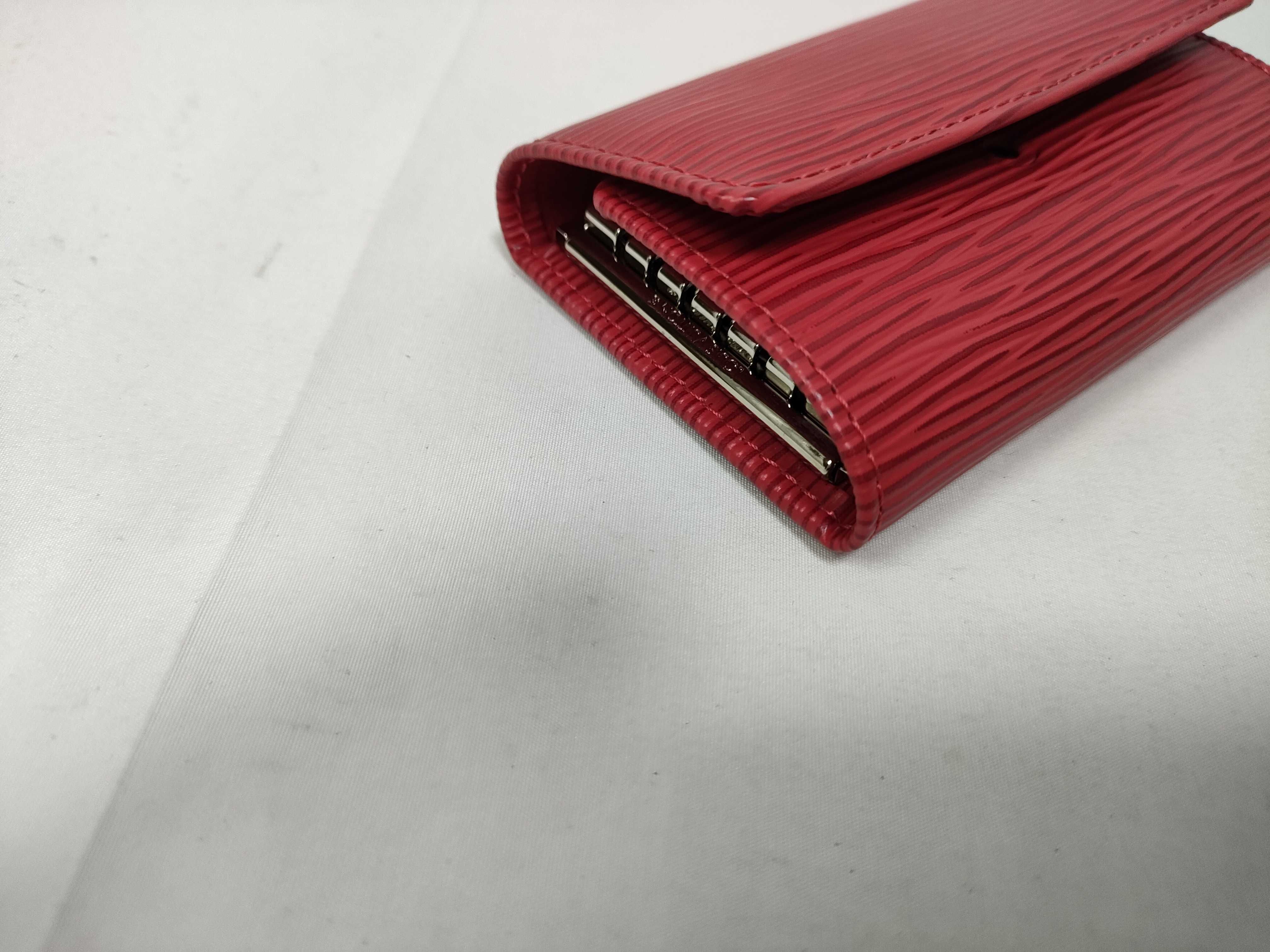 Epi LV Key Case/Key Chain — view 6