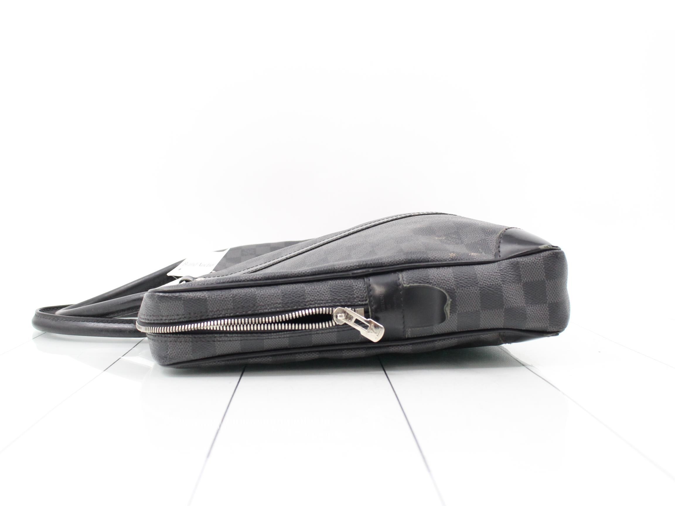 Damier Graffiti Port Document Voyage — view 4