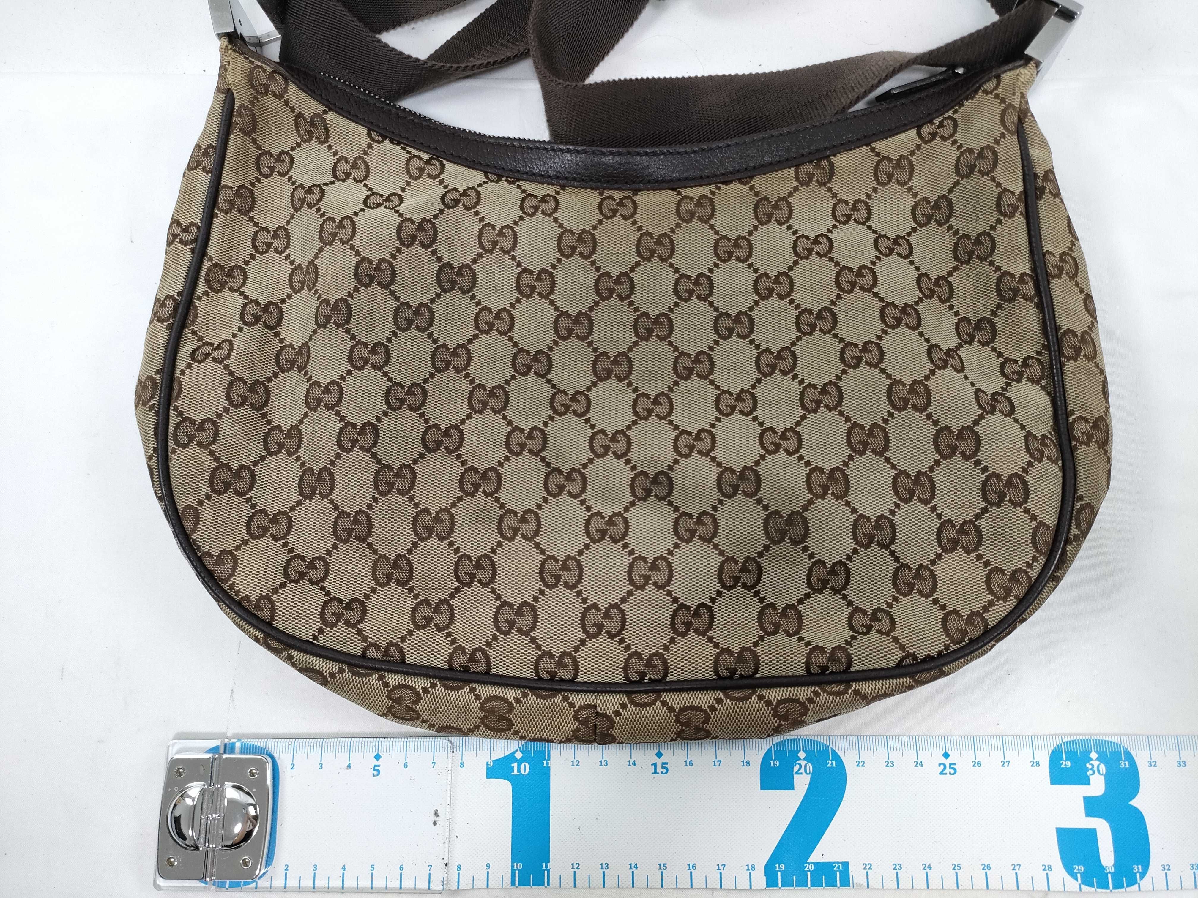 GG Canvas Shoulder Bag — view 2