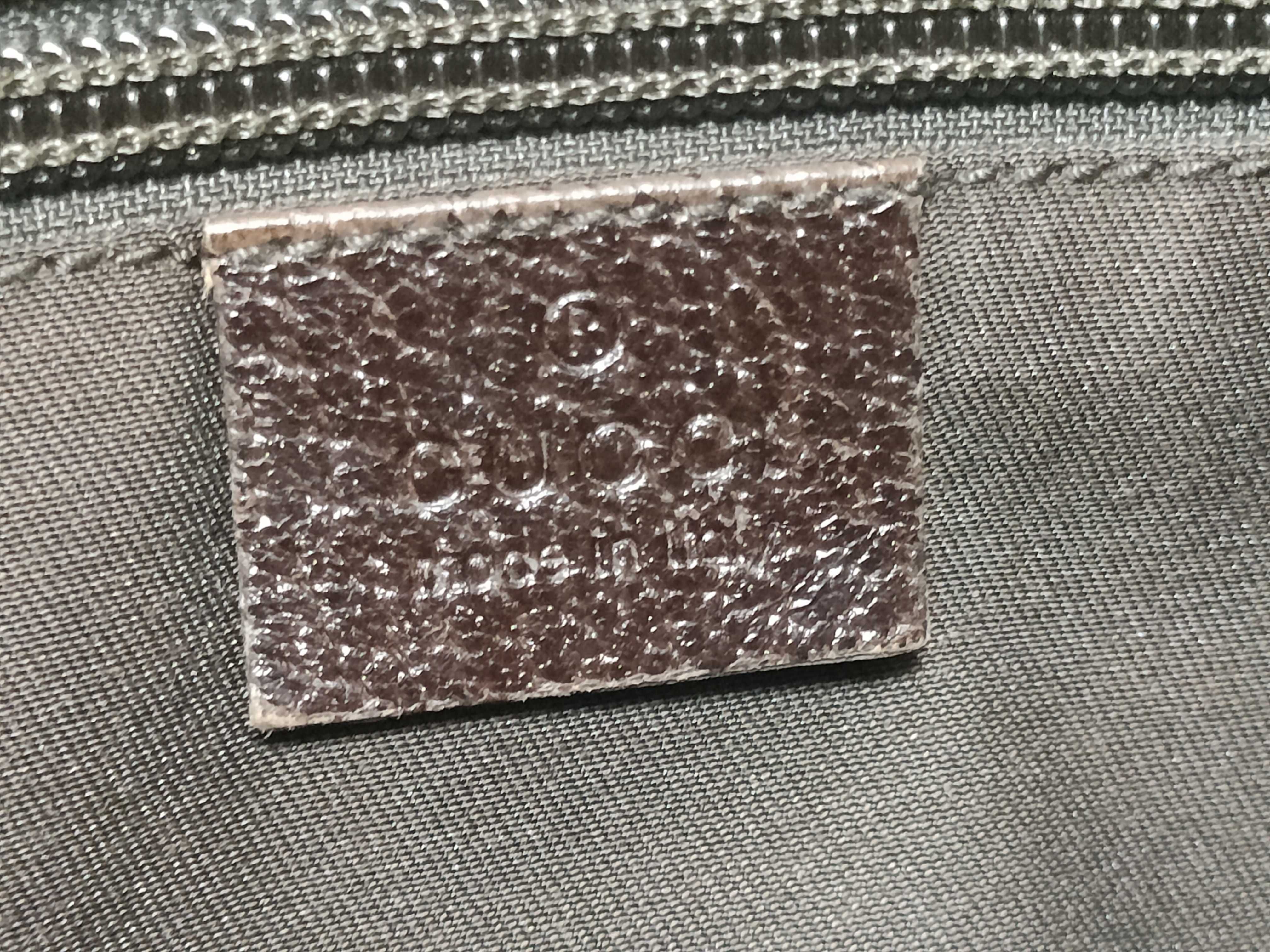 GG Canvas Shoulder Bag — view 11