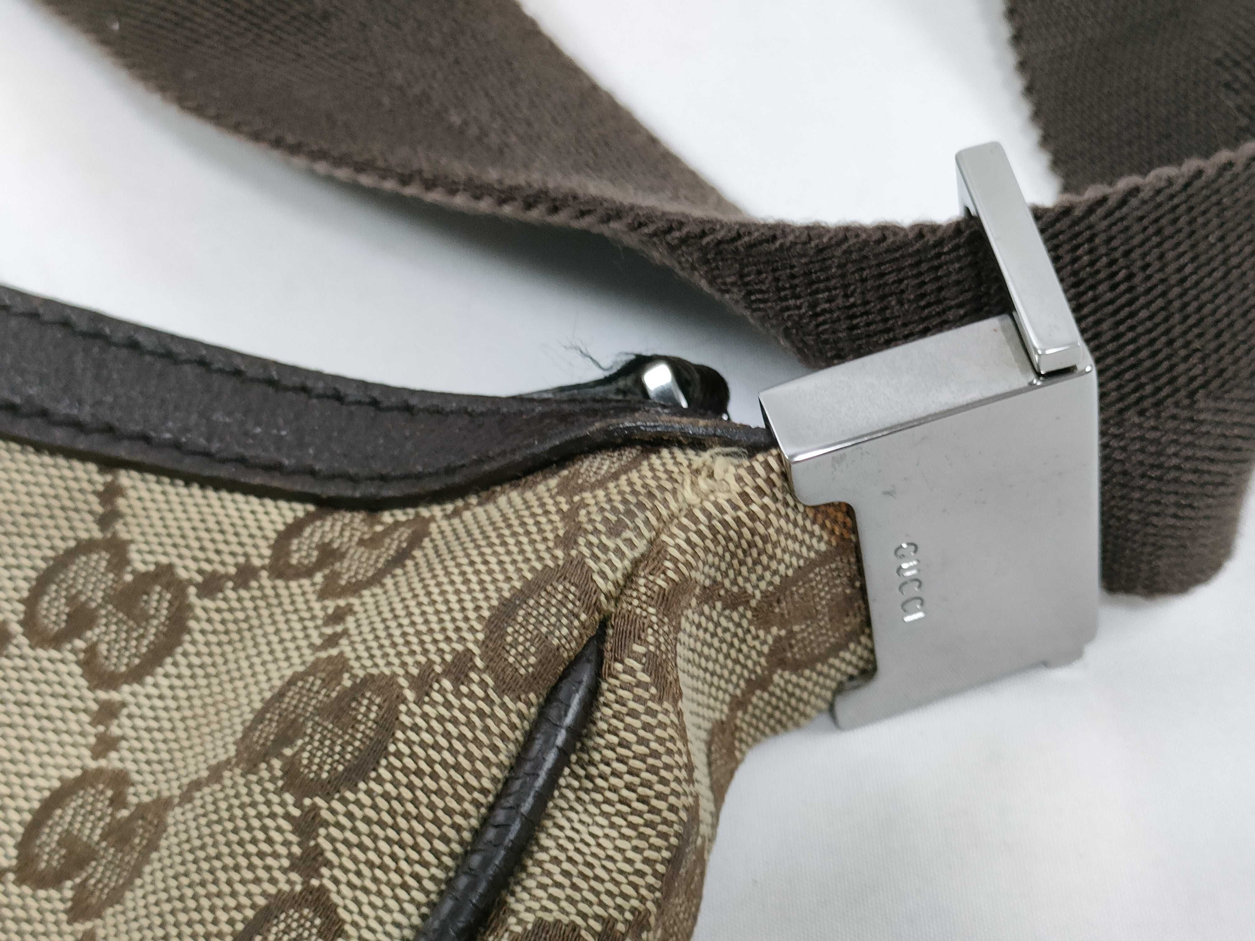 GG Canvas Shoulder Bag — view 5