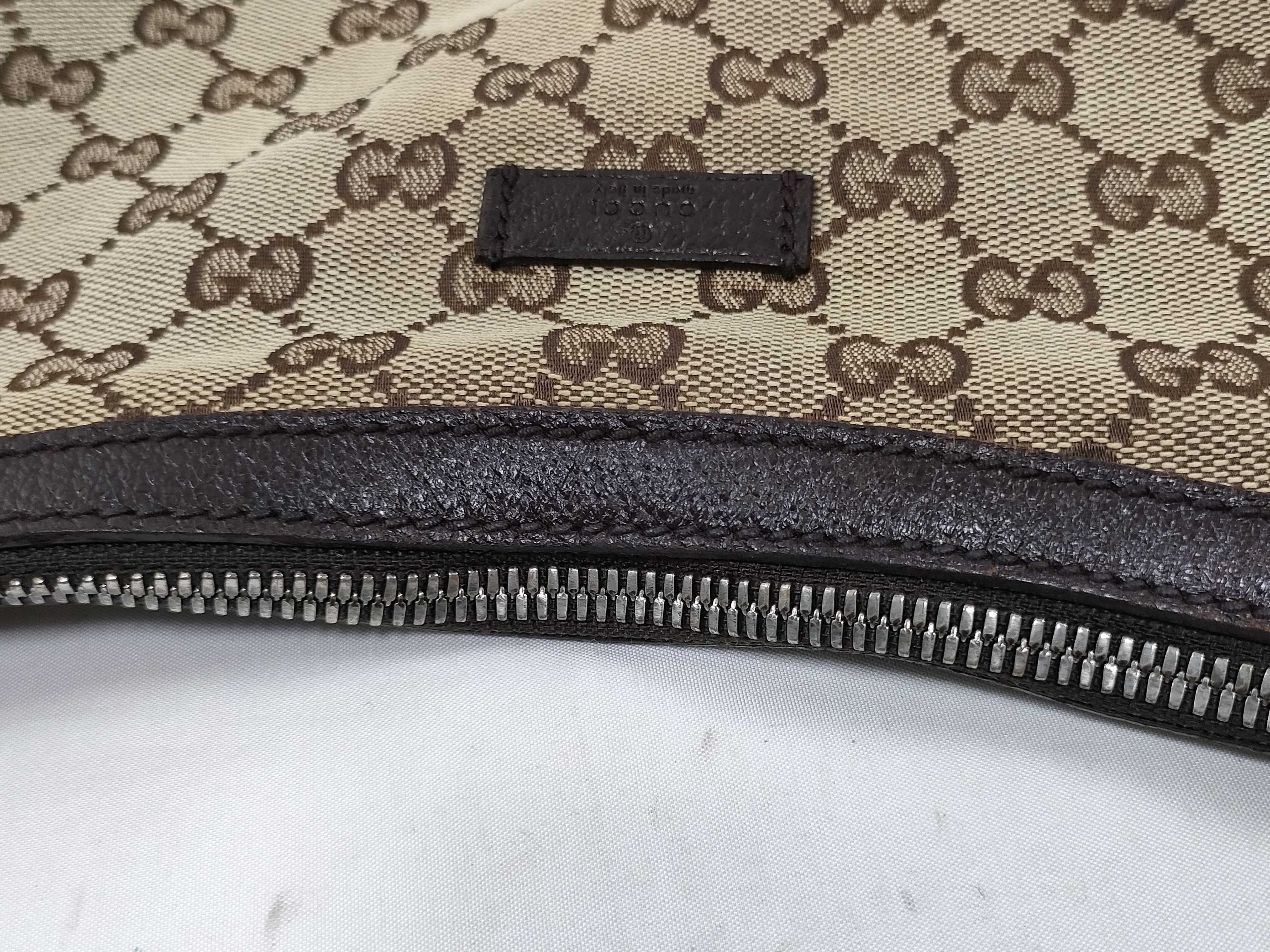 GG Canvas Shoulder Bag — view 7
