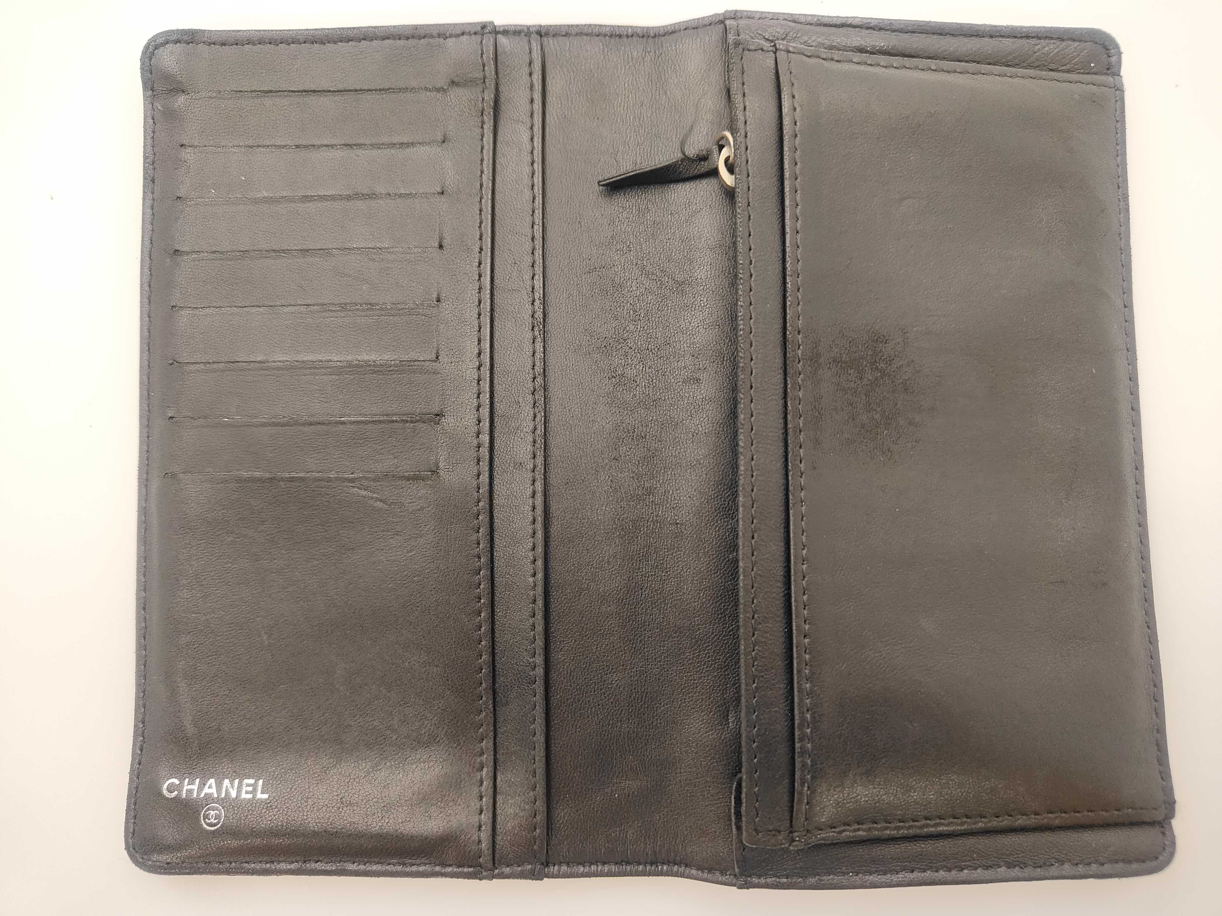 perforated leather wallet — view 4