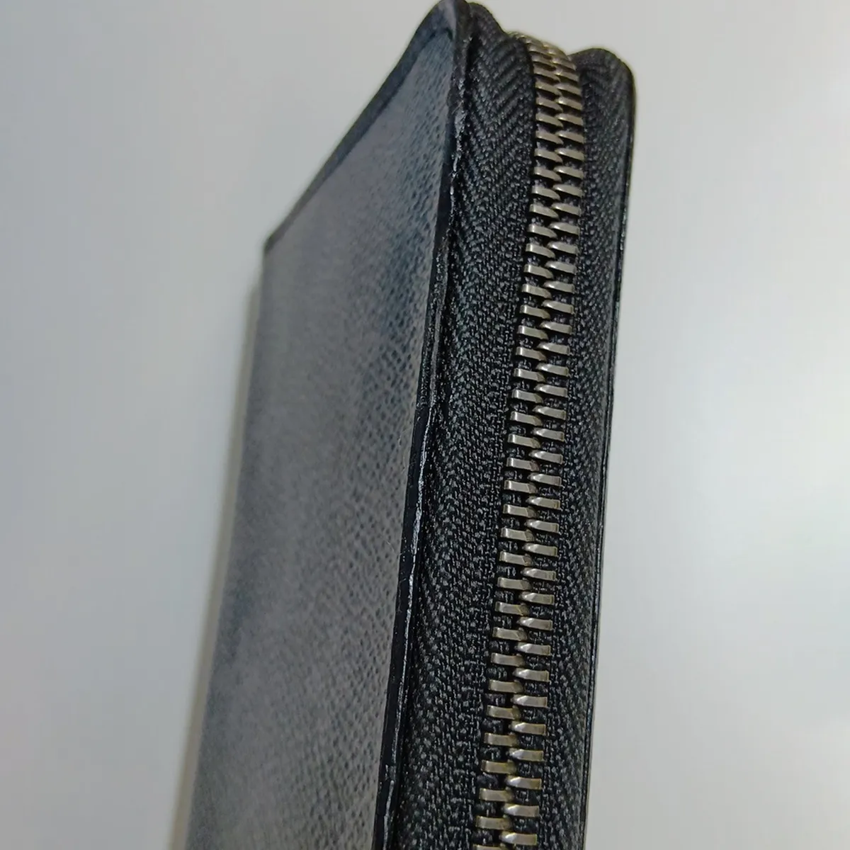Monogram Eclipse Zippy Wallet Vertical M62295 GI1178 Black Round Zip Wallet — view 11