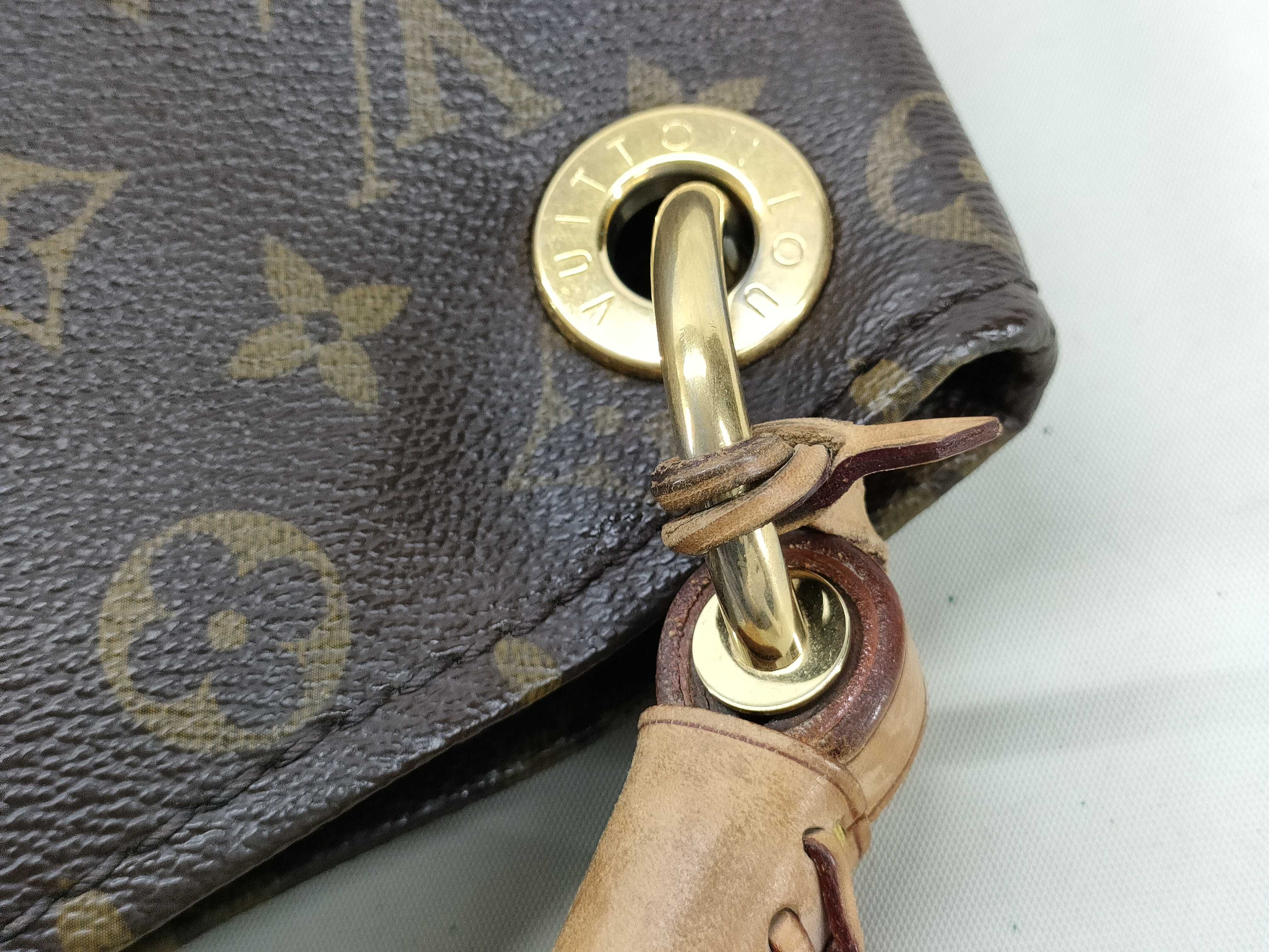 Monogram Louis Vuitton Monogram Handbag — view 7