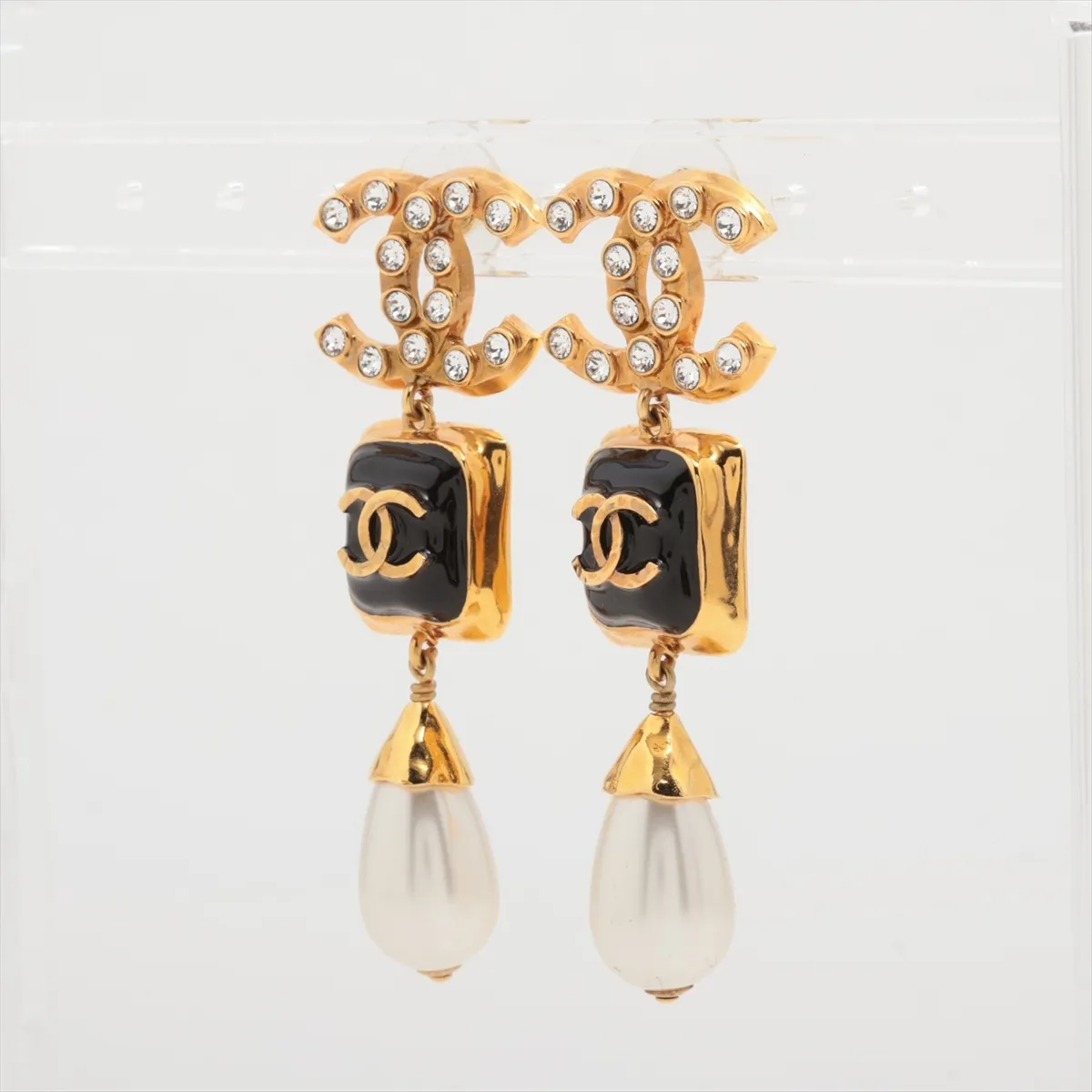 Coco Mark L23C Earrings (Pair) GP x Rhinestone x Faux Pearl Gold x Black — view 3