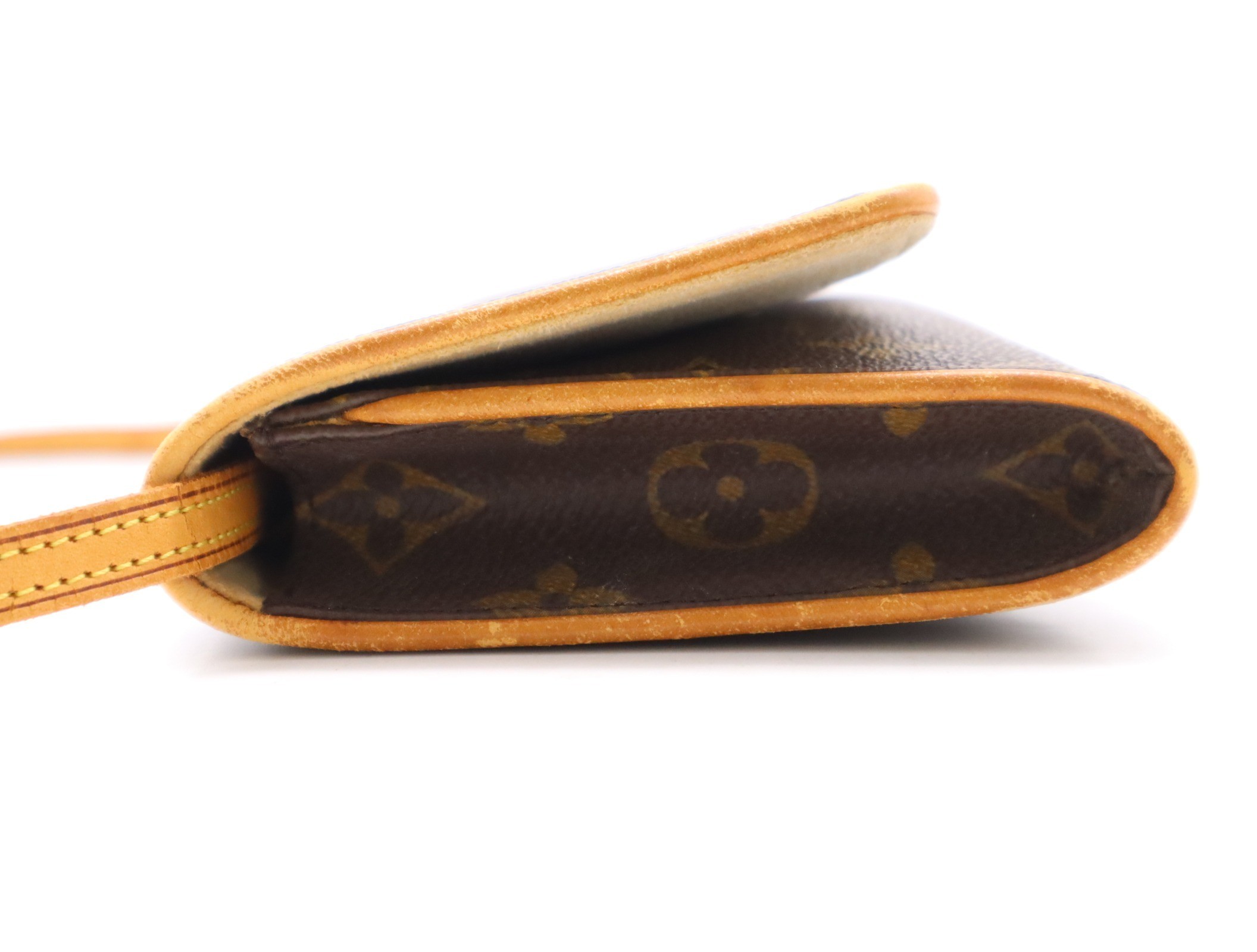 Pochette Twin GM with shoulder strap — view 3
