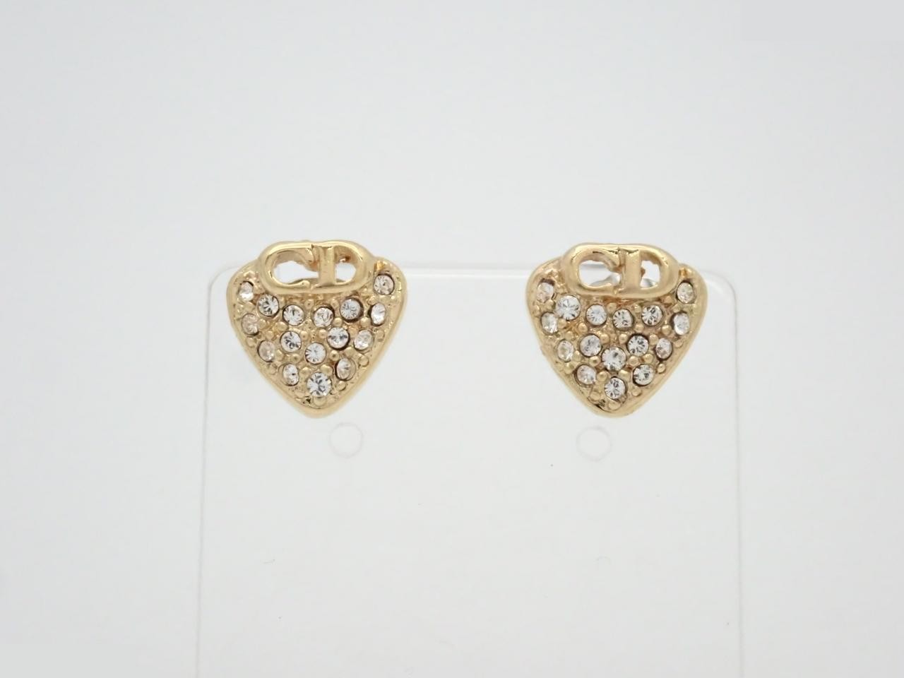 Other lines: Precious metals and earrings