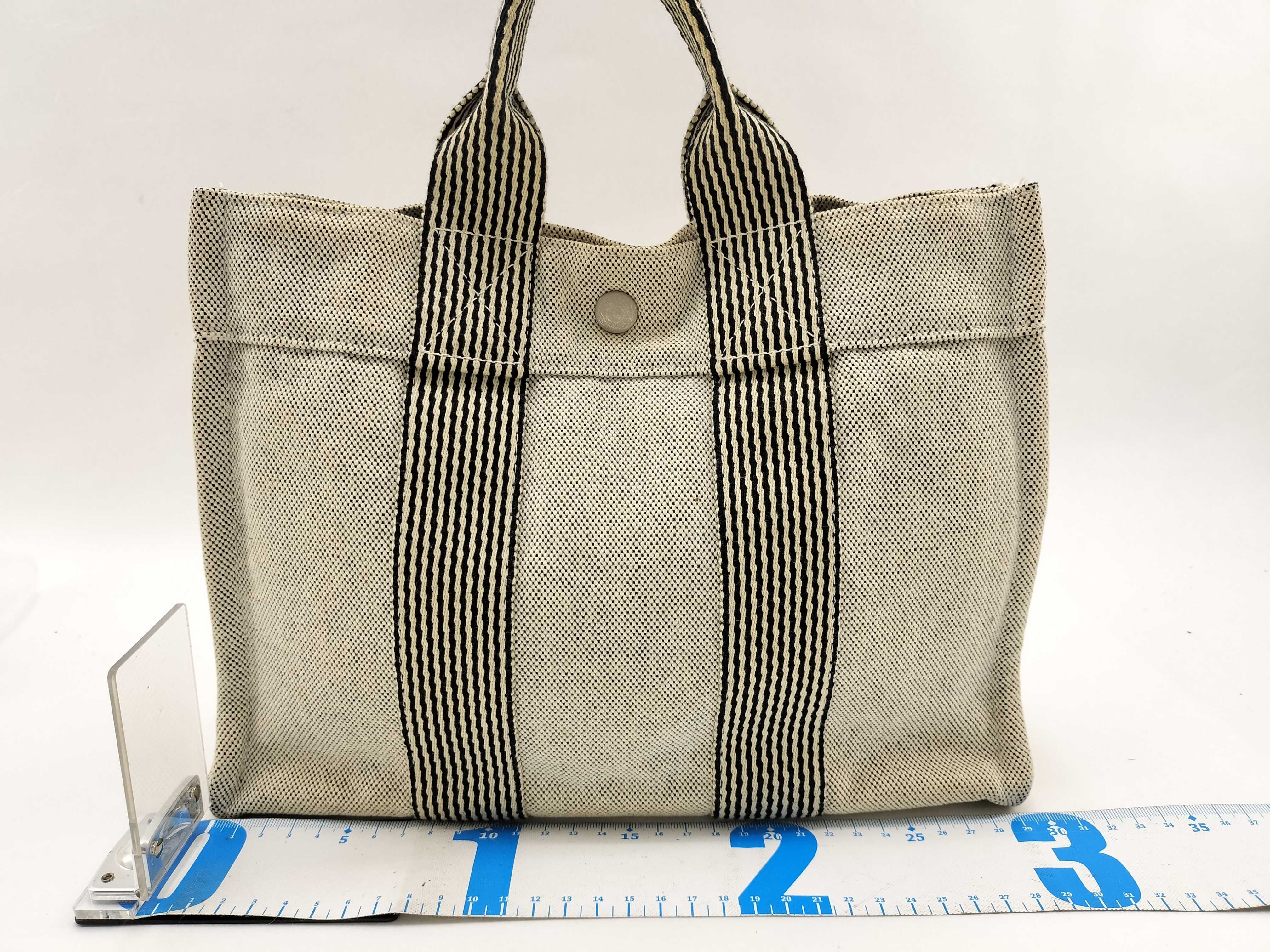 Handbag / Canvas Handbag — view 2
