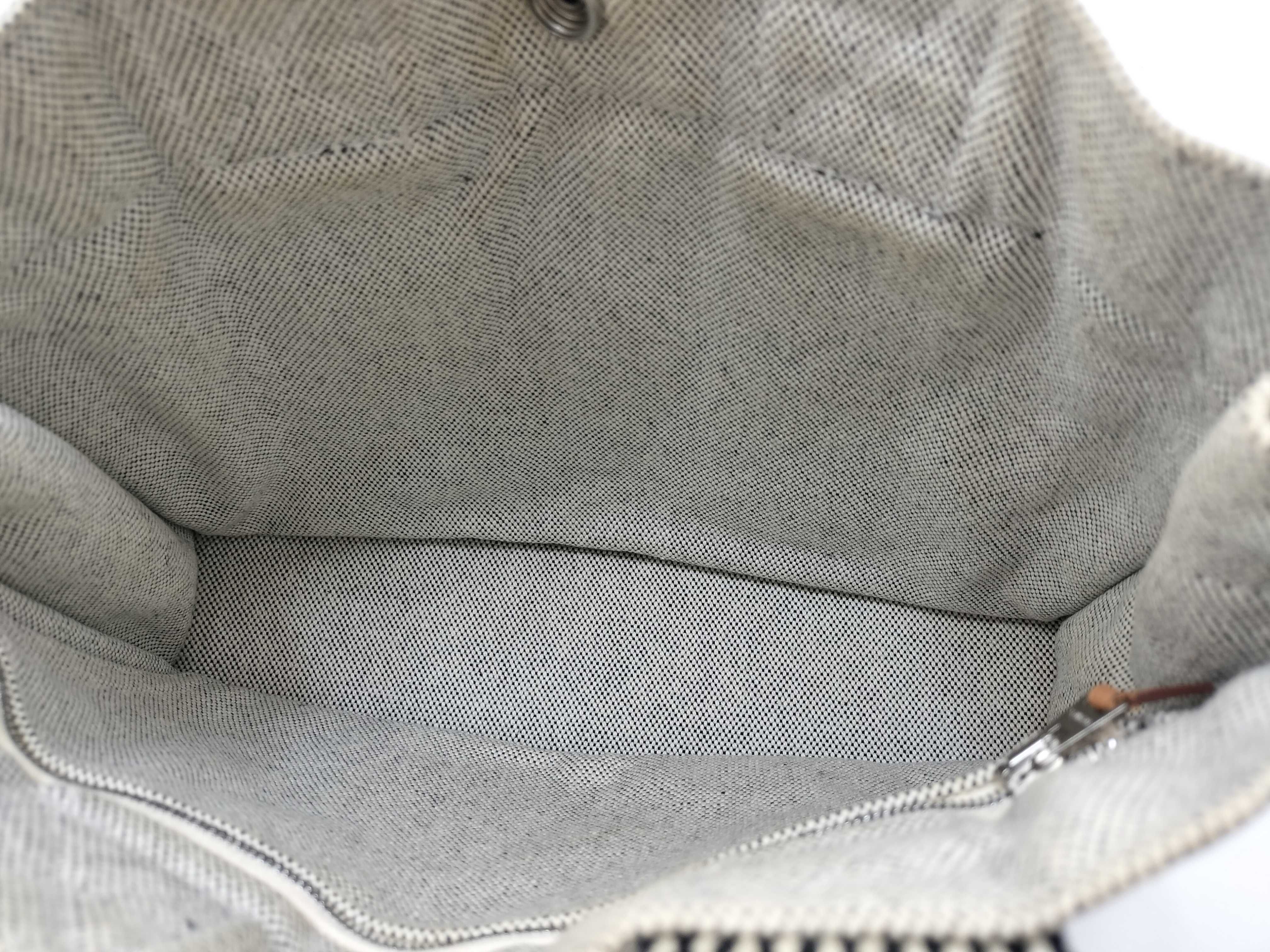 Handbag / Canvas Handbag — view 13