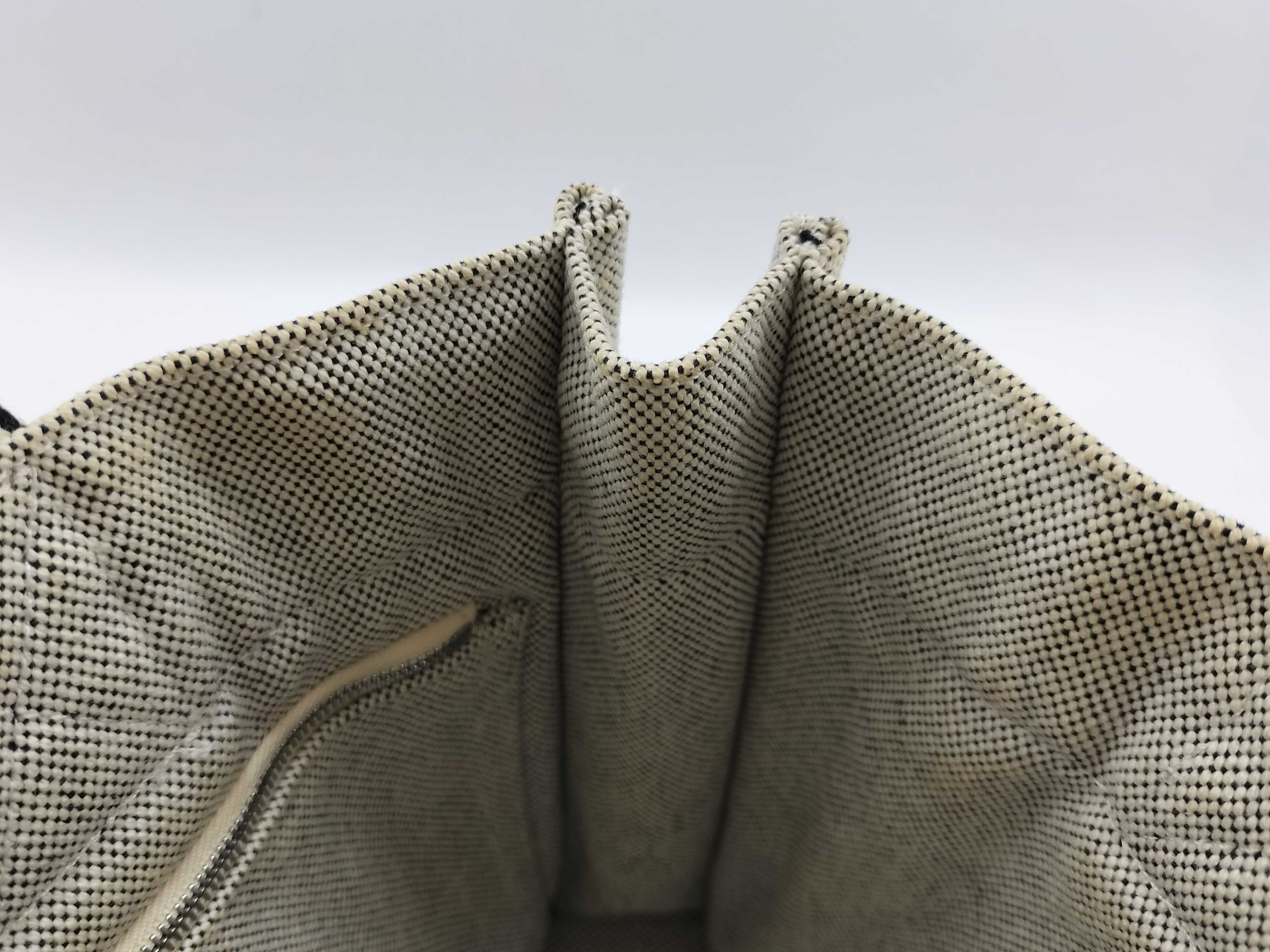 Handbag / Canvas Handbag — view 14