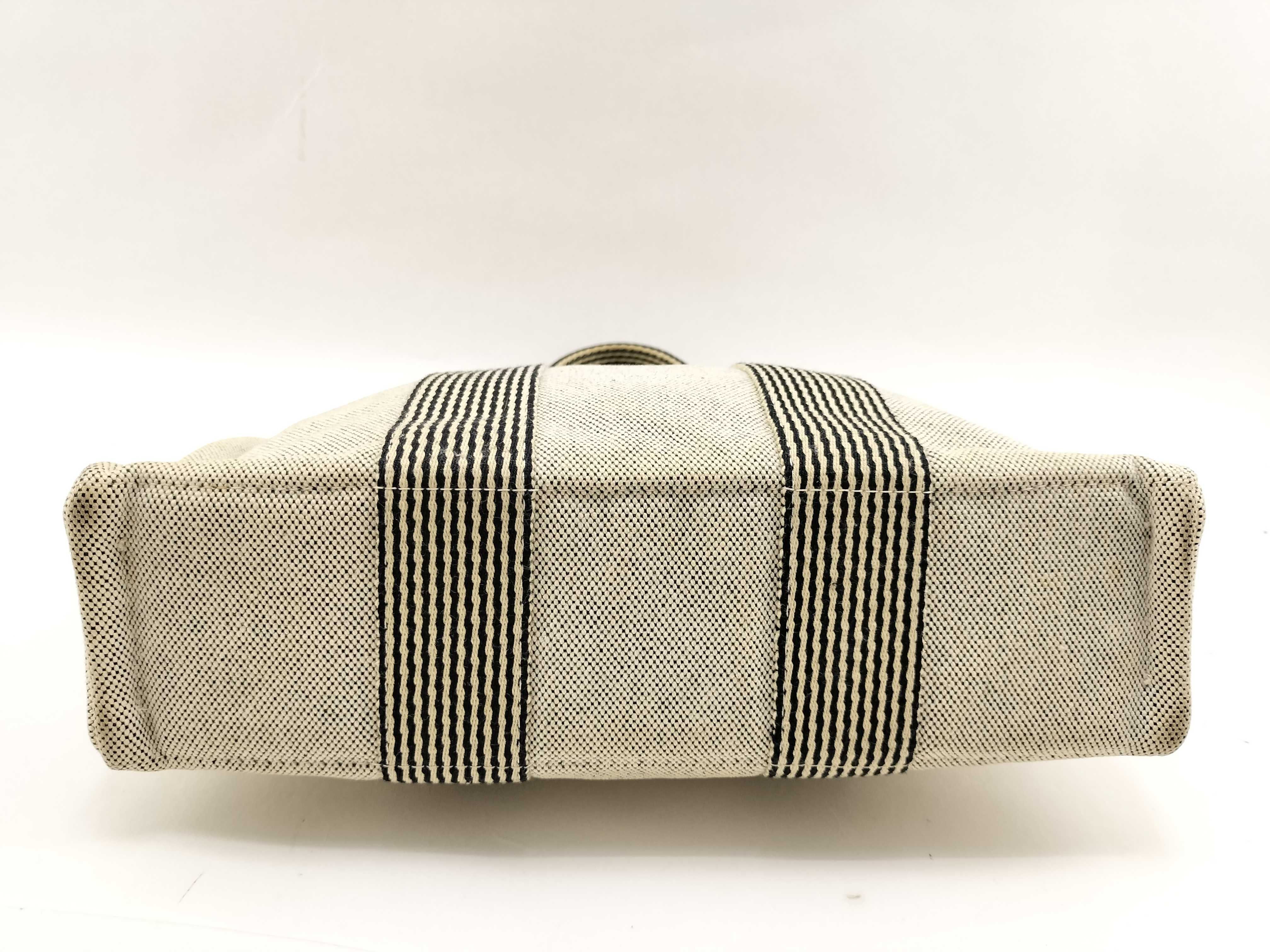Handbag / Canvas Handbag — view 8