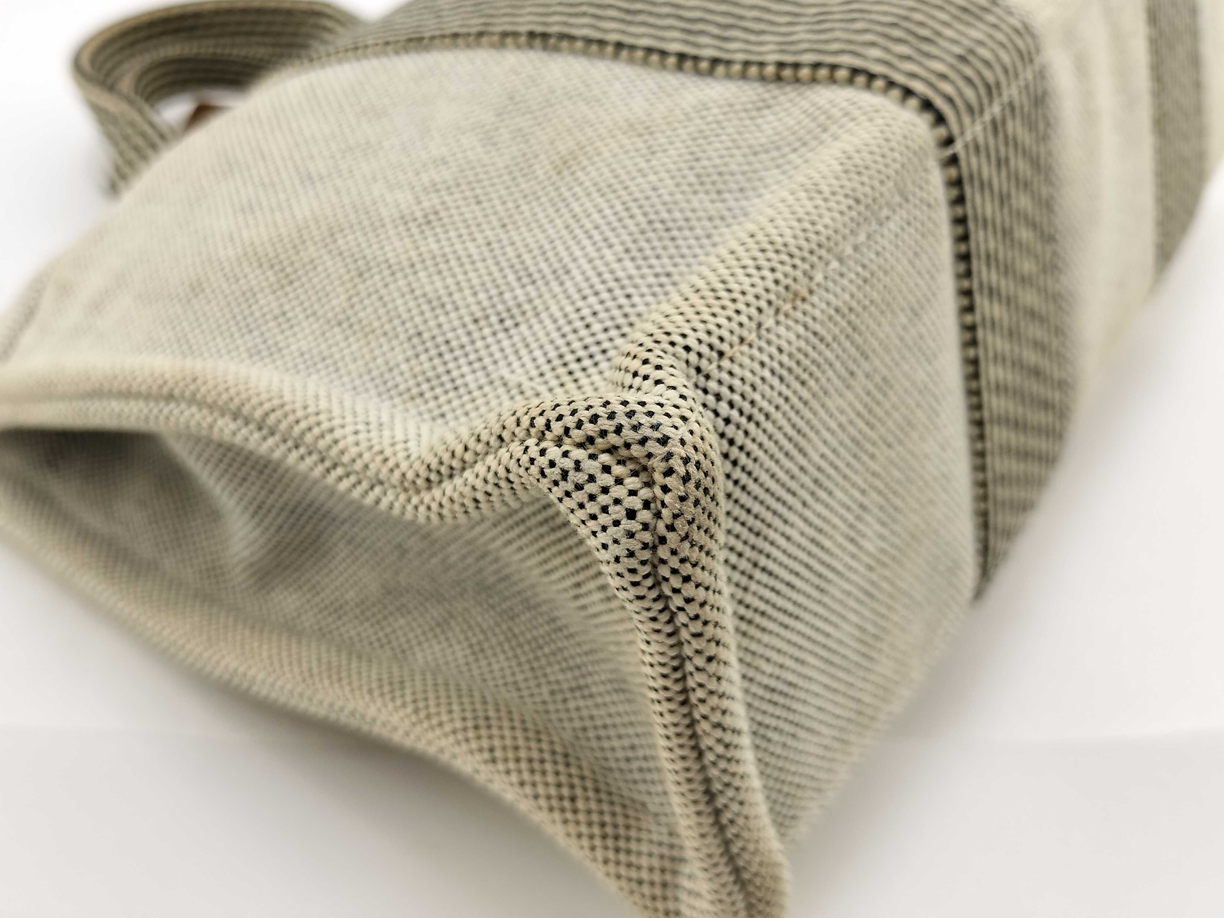 Handbag / Canvas Handbag — view 9
