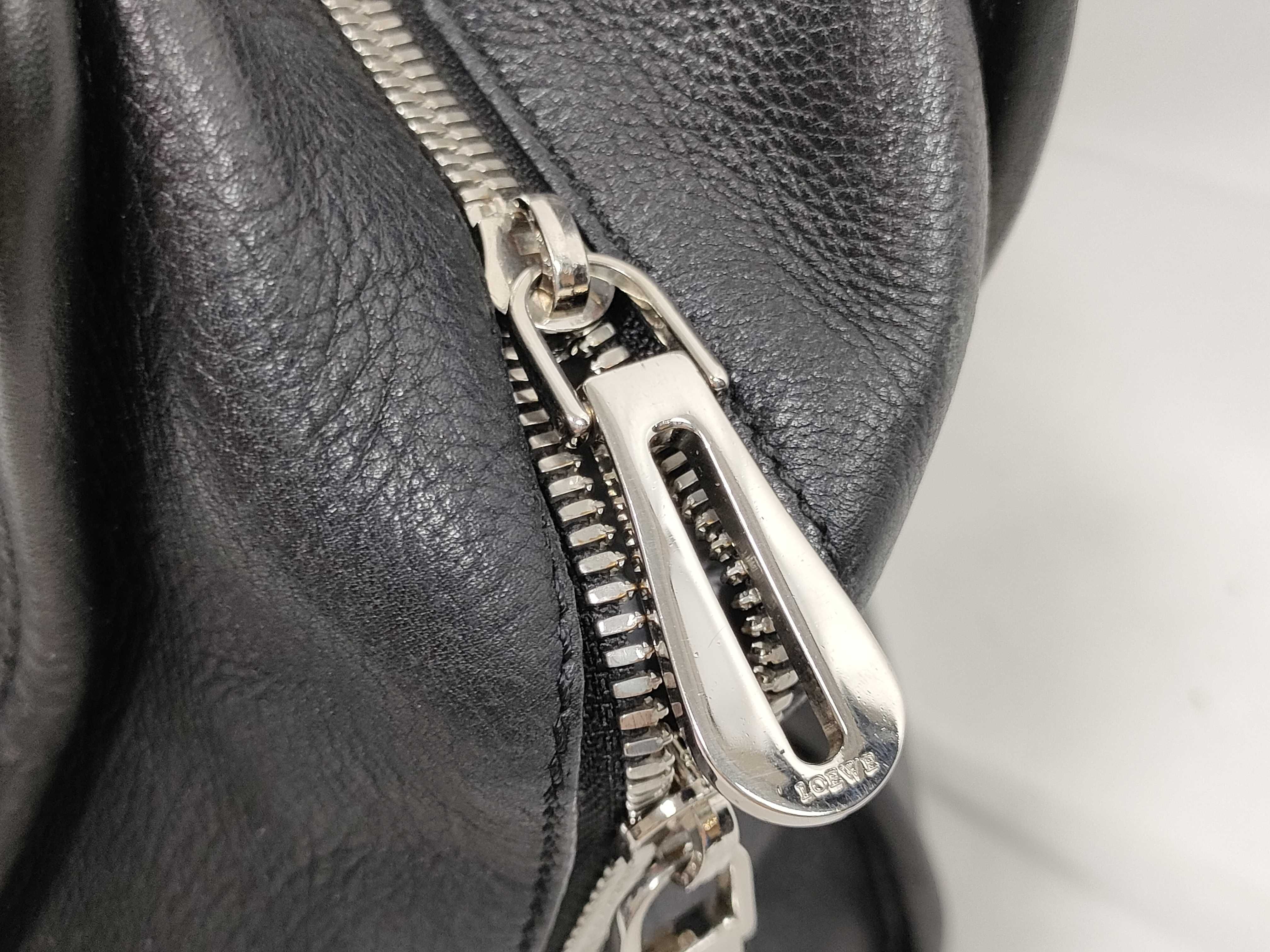 Amazona 36 Anagram Leather Handbag — view 5