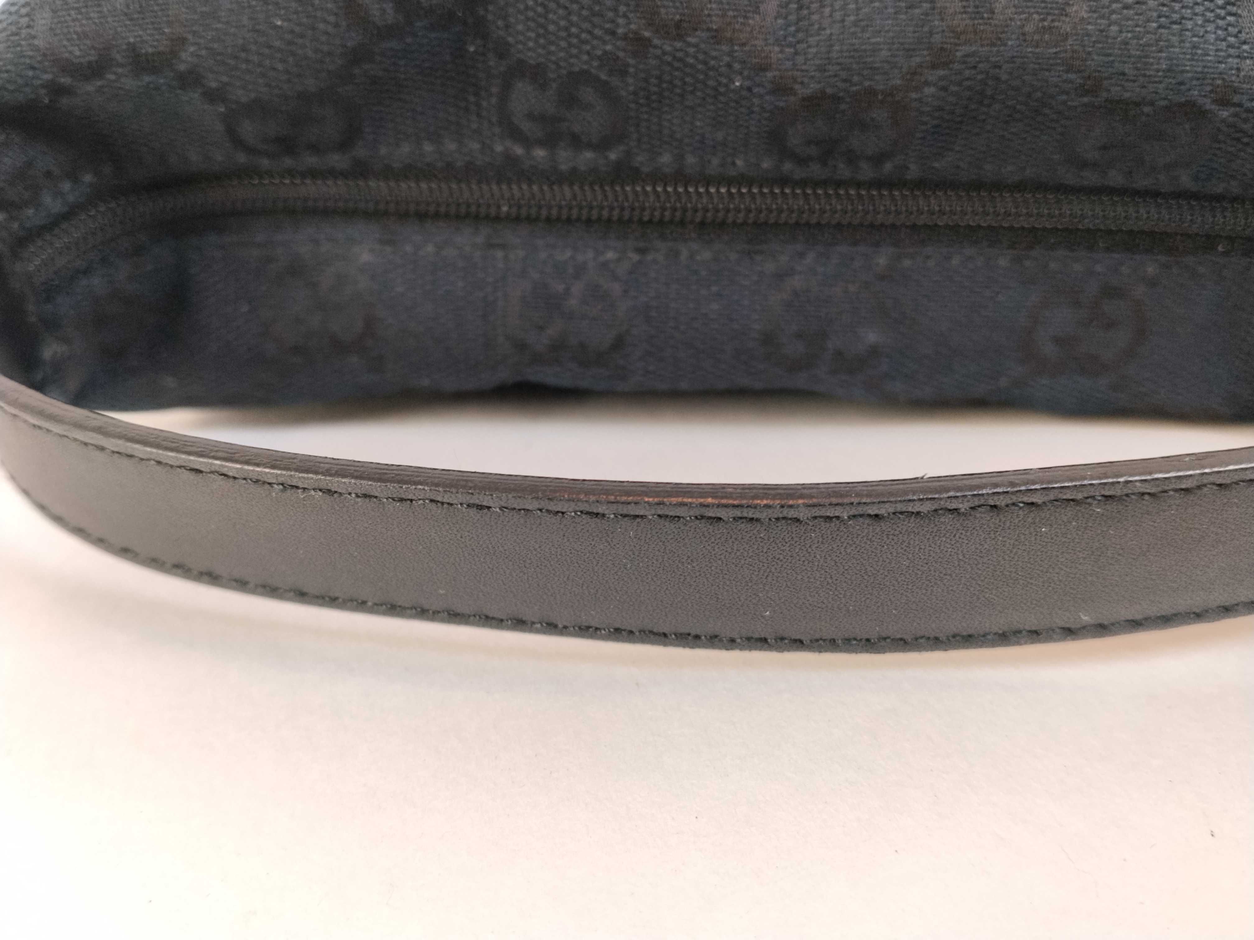 GG Canvas Mini One-Shoulder Bag / GG Canvas / 0391147 Handbag — view 4