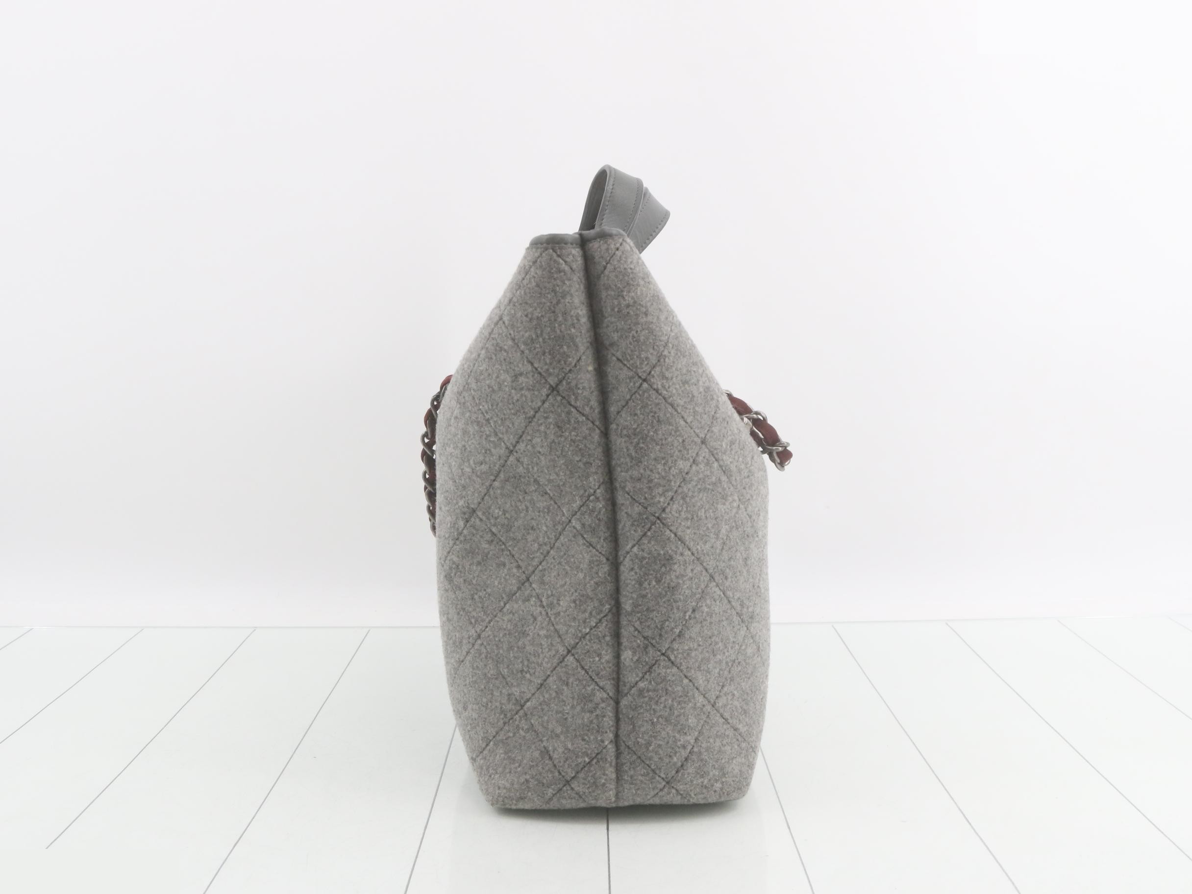 2-Way Matelassé (Bag) — view 4