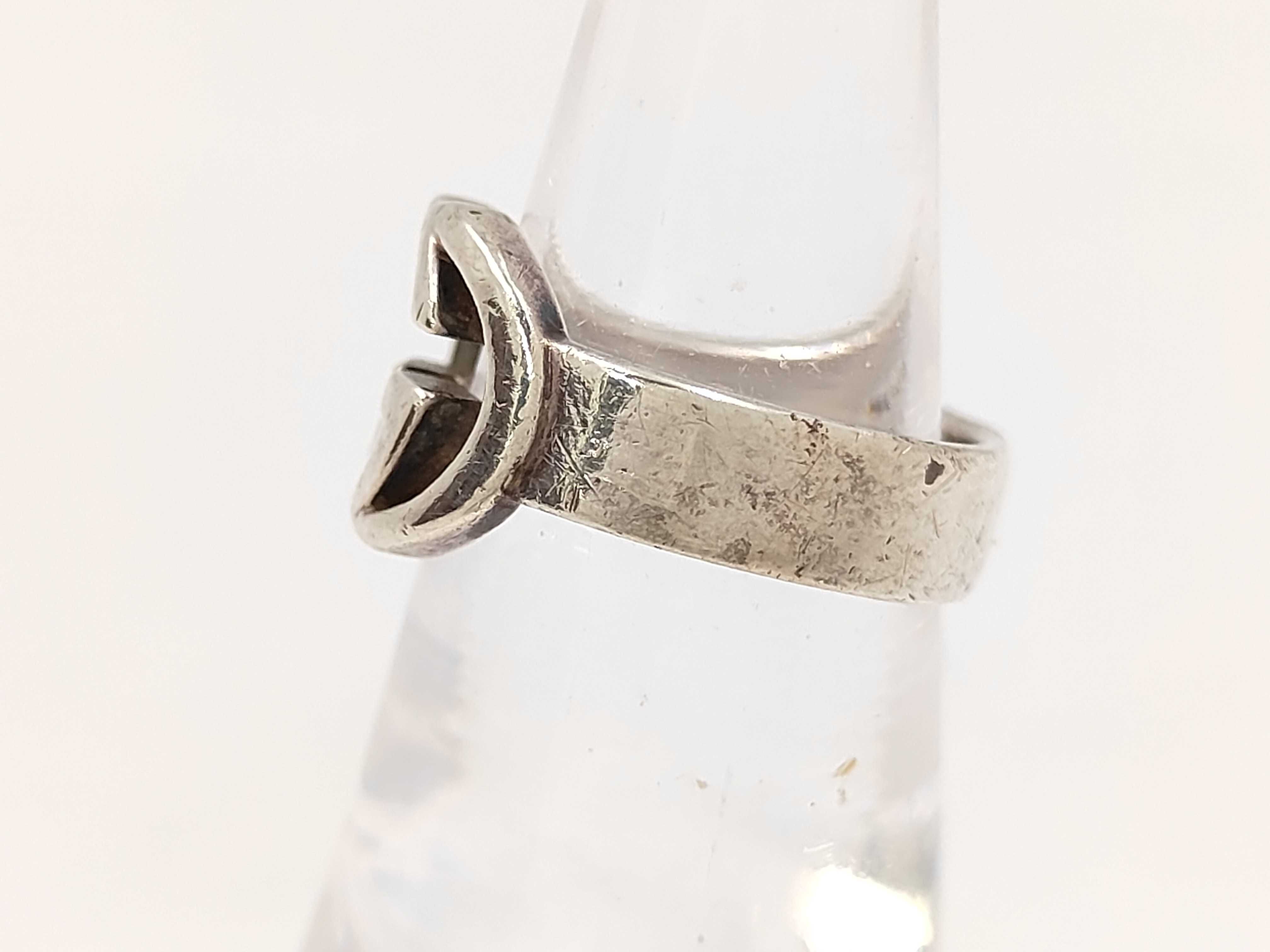 Interlocking G Ring — view 2