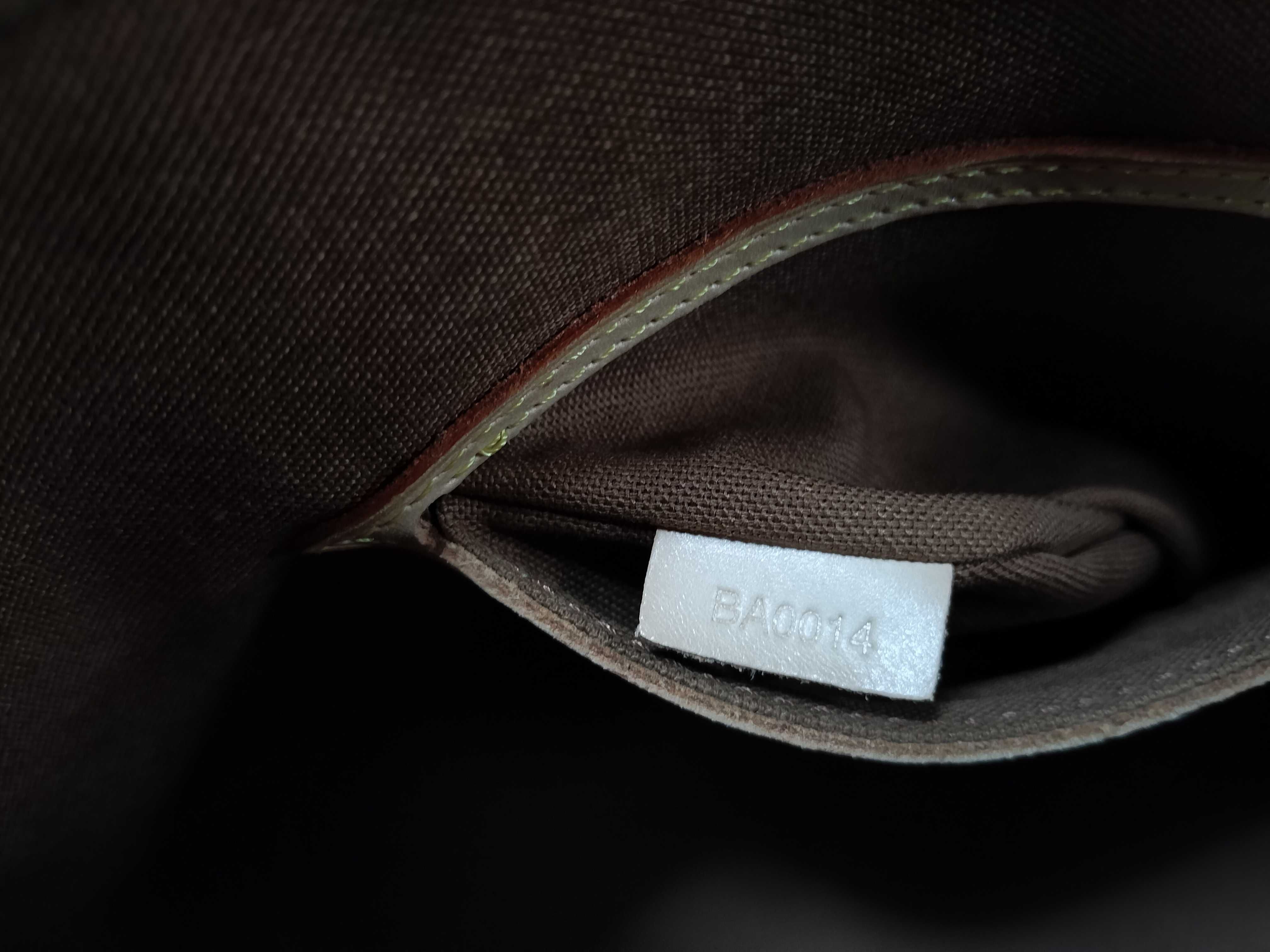 M51130 Alma Handbag — view 14