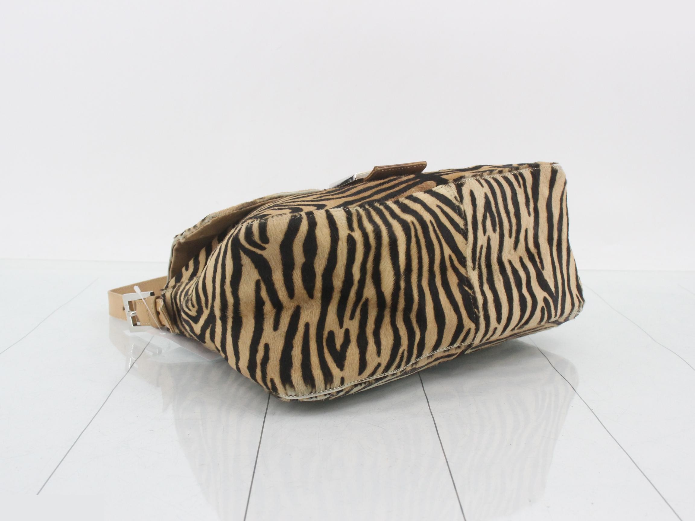 Mamma Bucket Zebra Haircalf Brown x Black Silver Hardware 28 x 22 x 12 cm — view 5