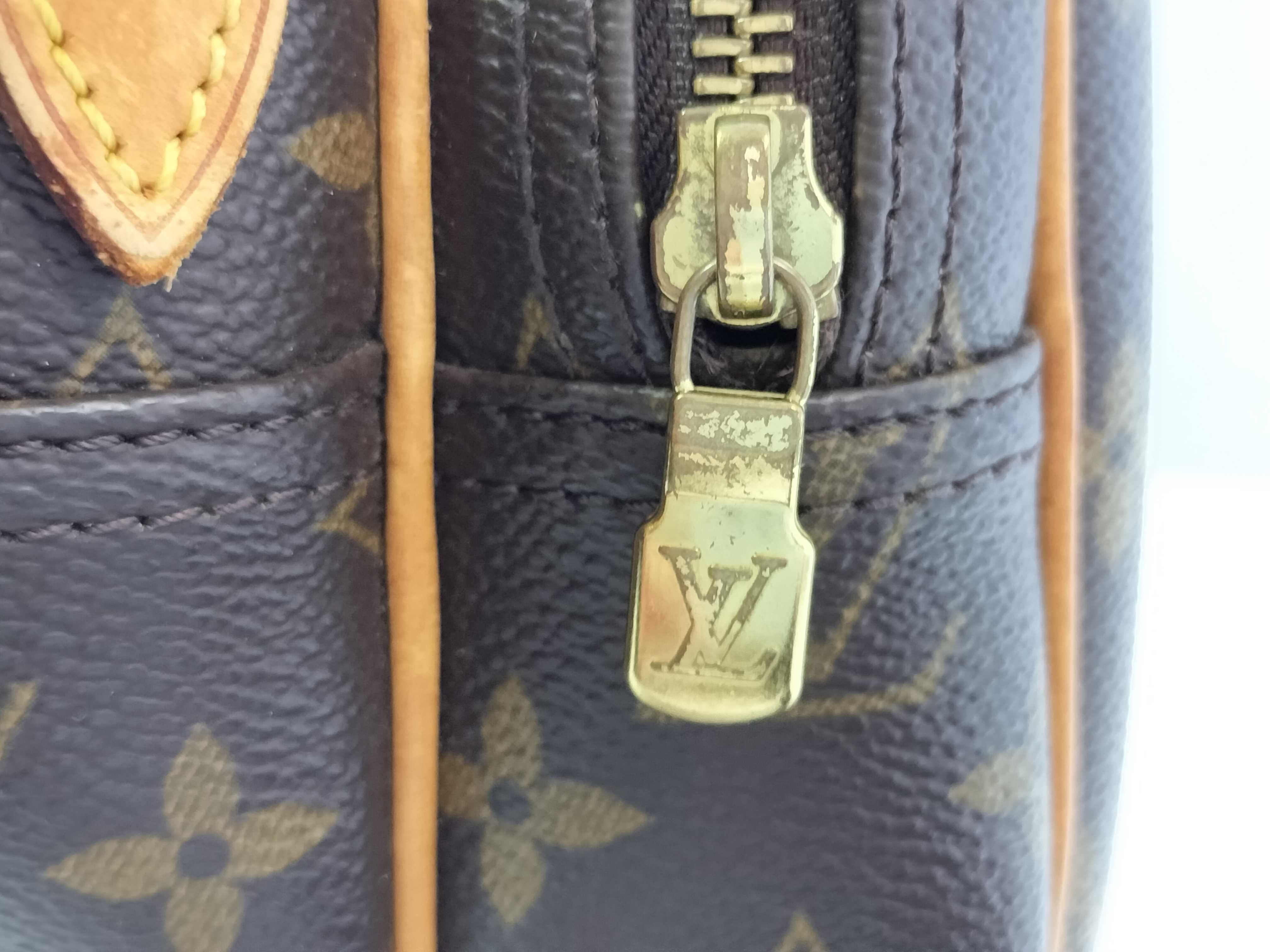 Monogram Louis Vuitton Reporter Monogram Shoulder Bag — view 13
