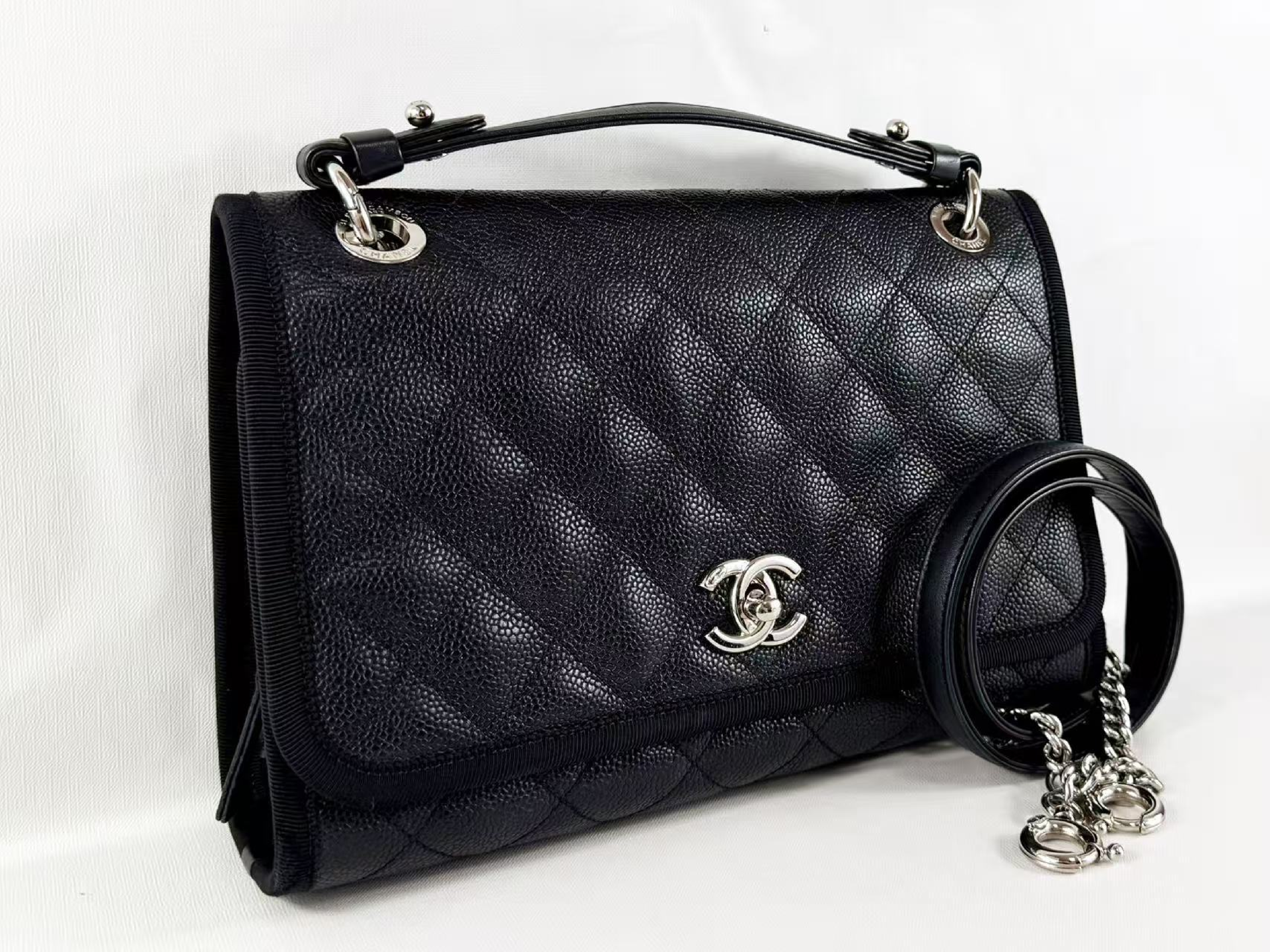 Black Caviar Skin Matelassé 2-way Tanlock Shoulder Bag, W27/H17/D7cm (approx.), serial number in the 25s, with strap and seal, silver hardware, item number 25644716. — view 2