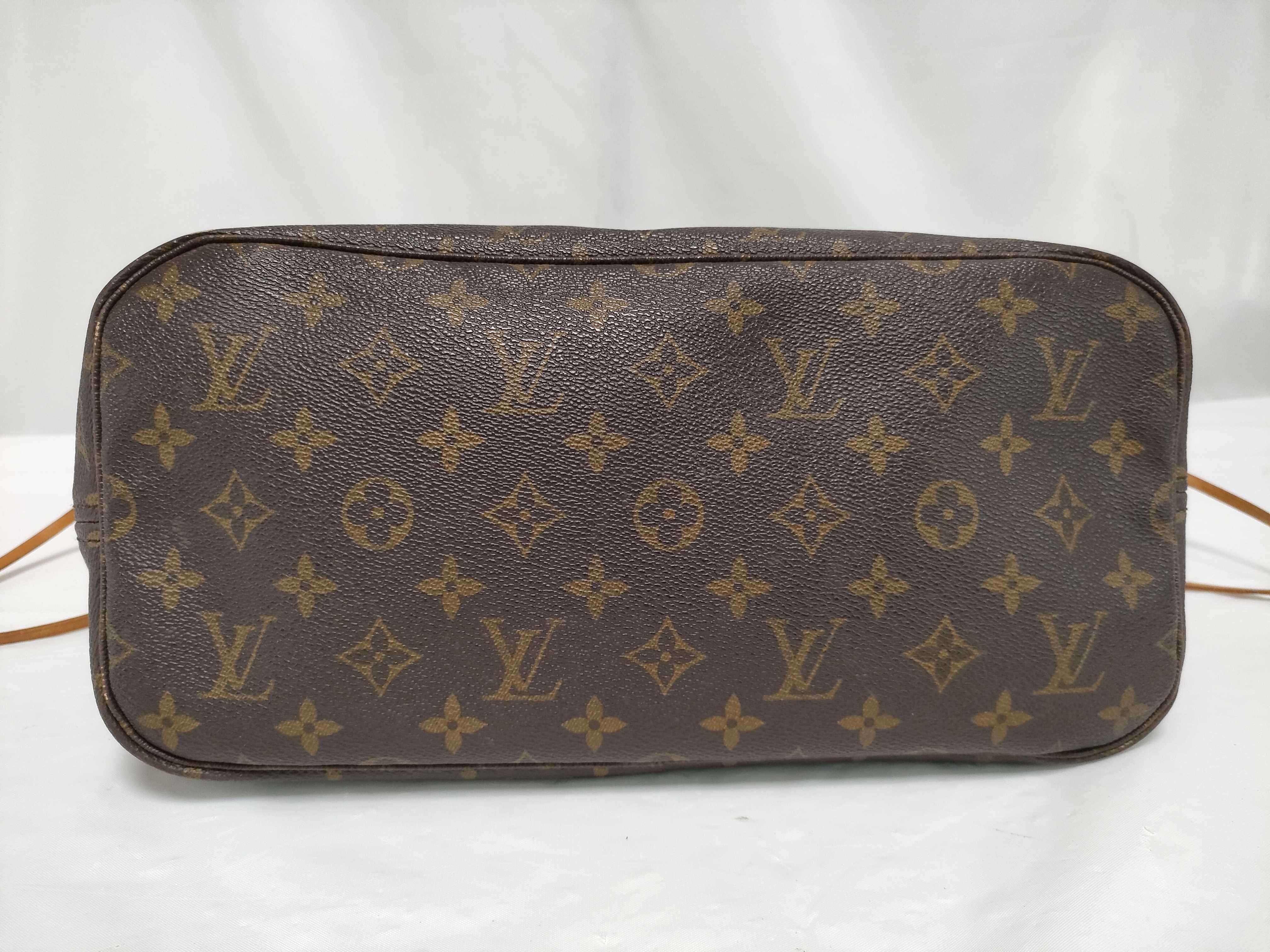 Monogram M40156 Neverfull MM Tote Bag — view 7