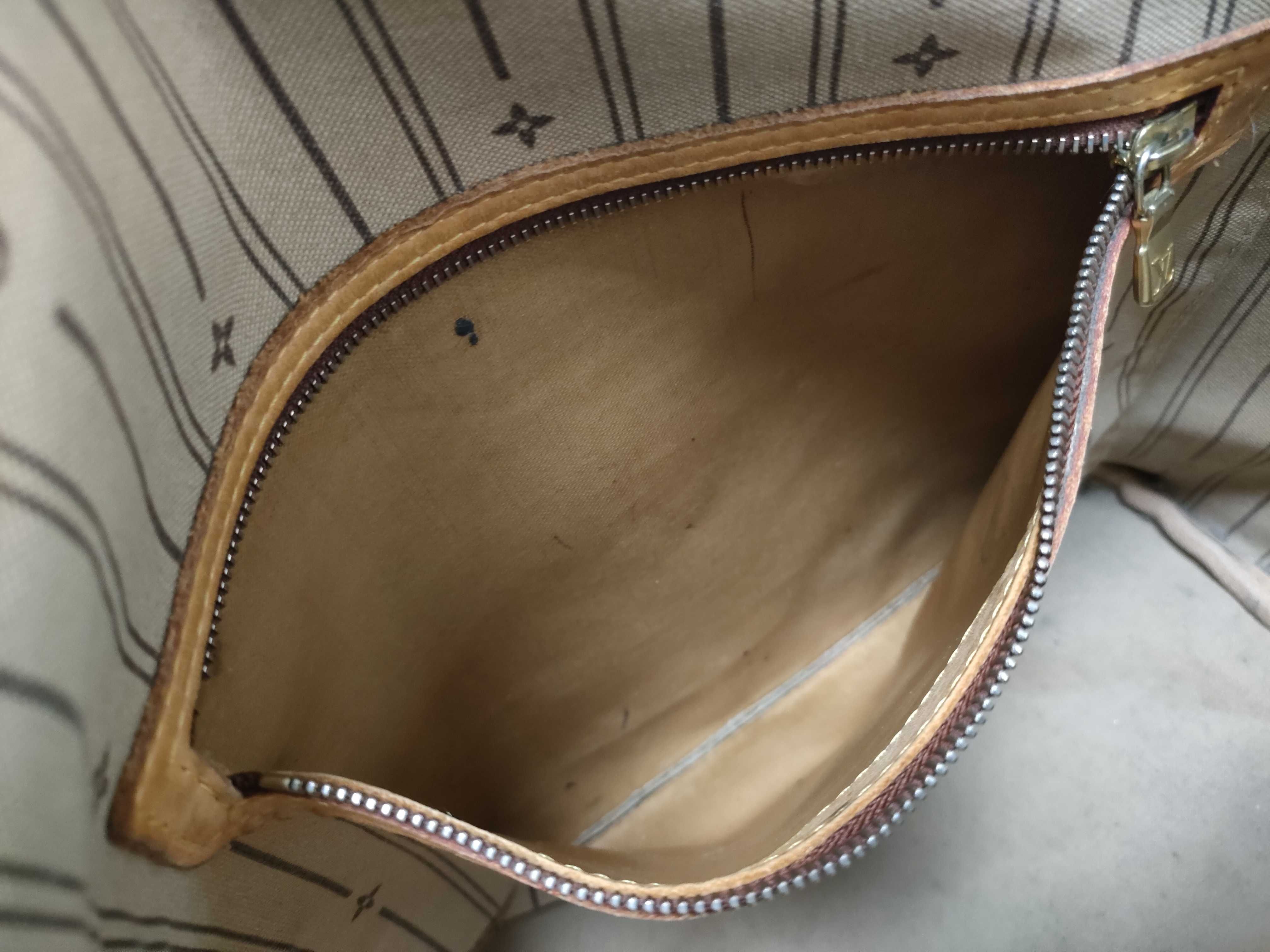 Monogram M40156 Neverfull MM Tote Bag — view 10