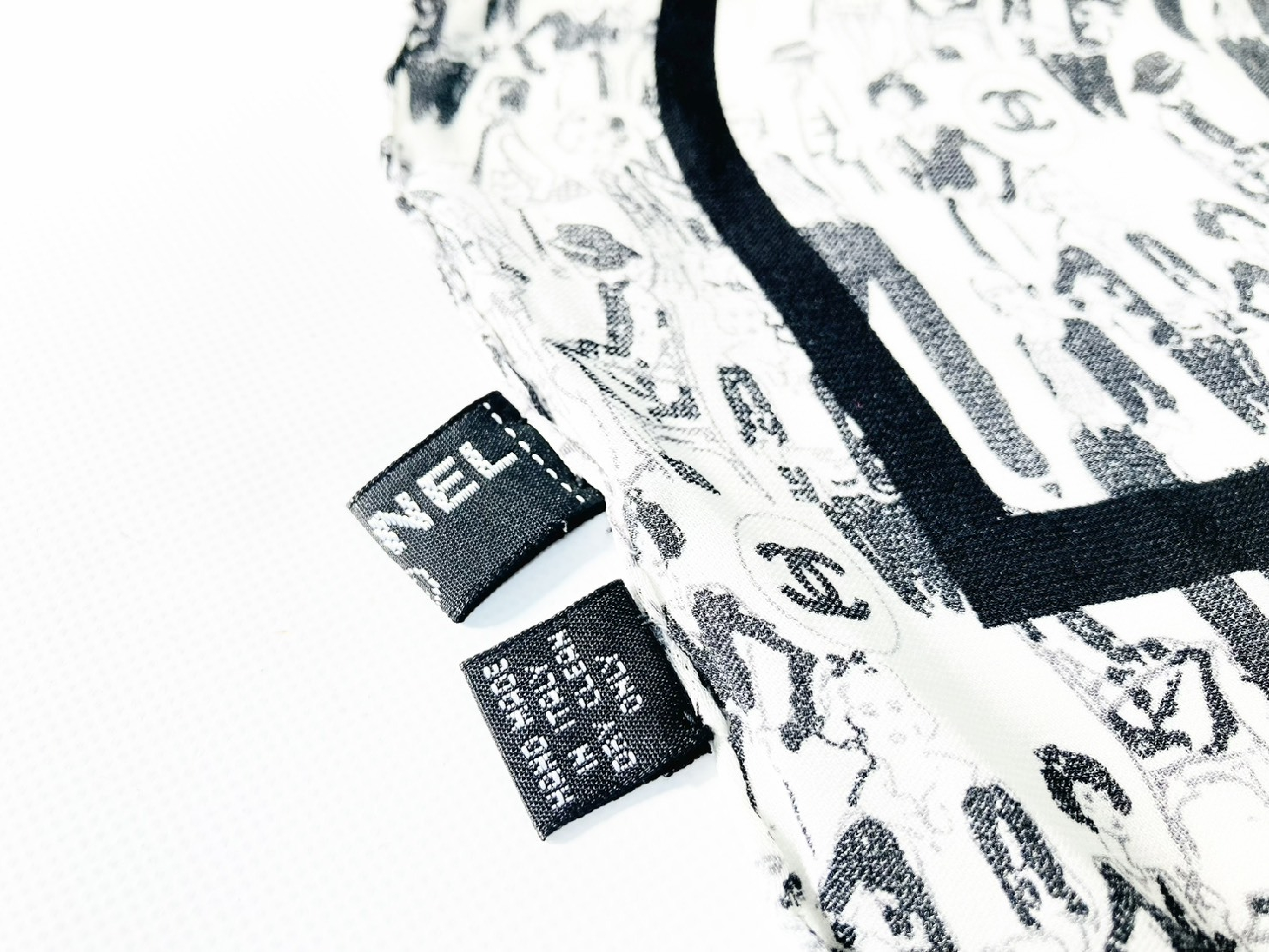 Cocomark Graphic Print Mademoiselle Pattern Scarf Silk 2003 Collection Ivory x Black Other Accessories — view 3