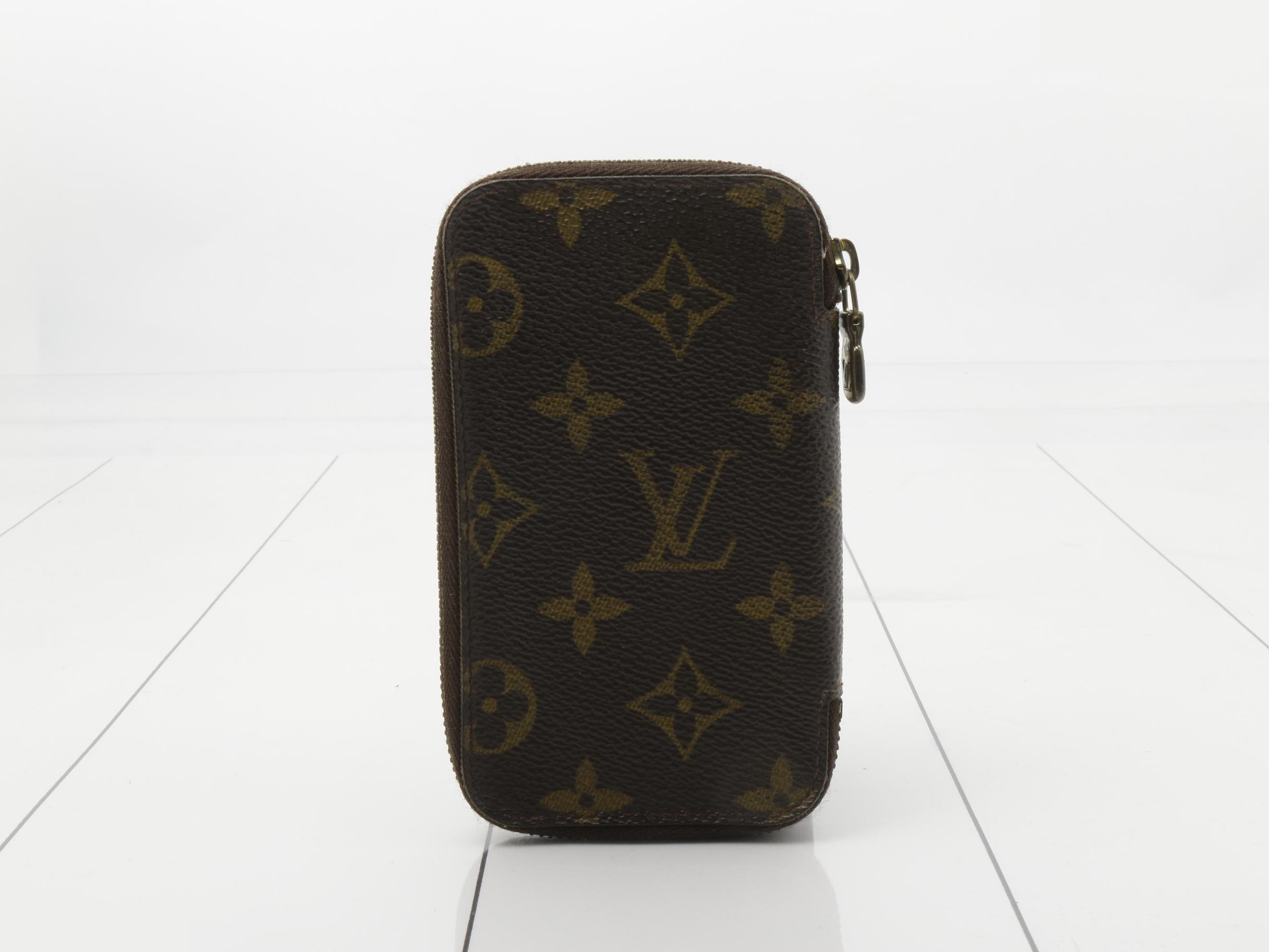 Pouch 6 credits — view 2