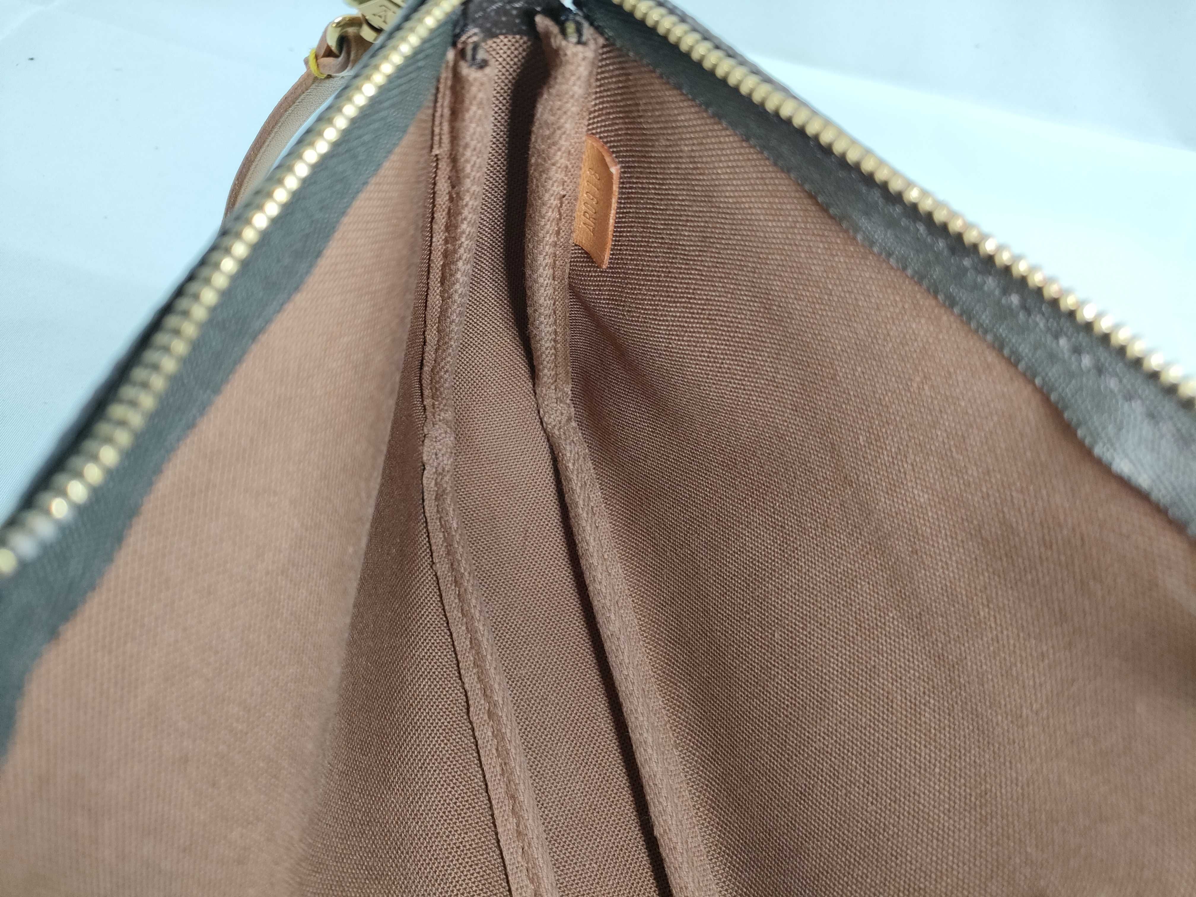Monogram Pochette Accessoires M51980 Brown Handbag — view 13