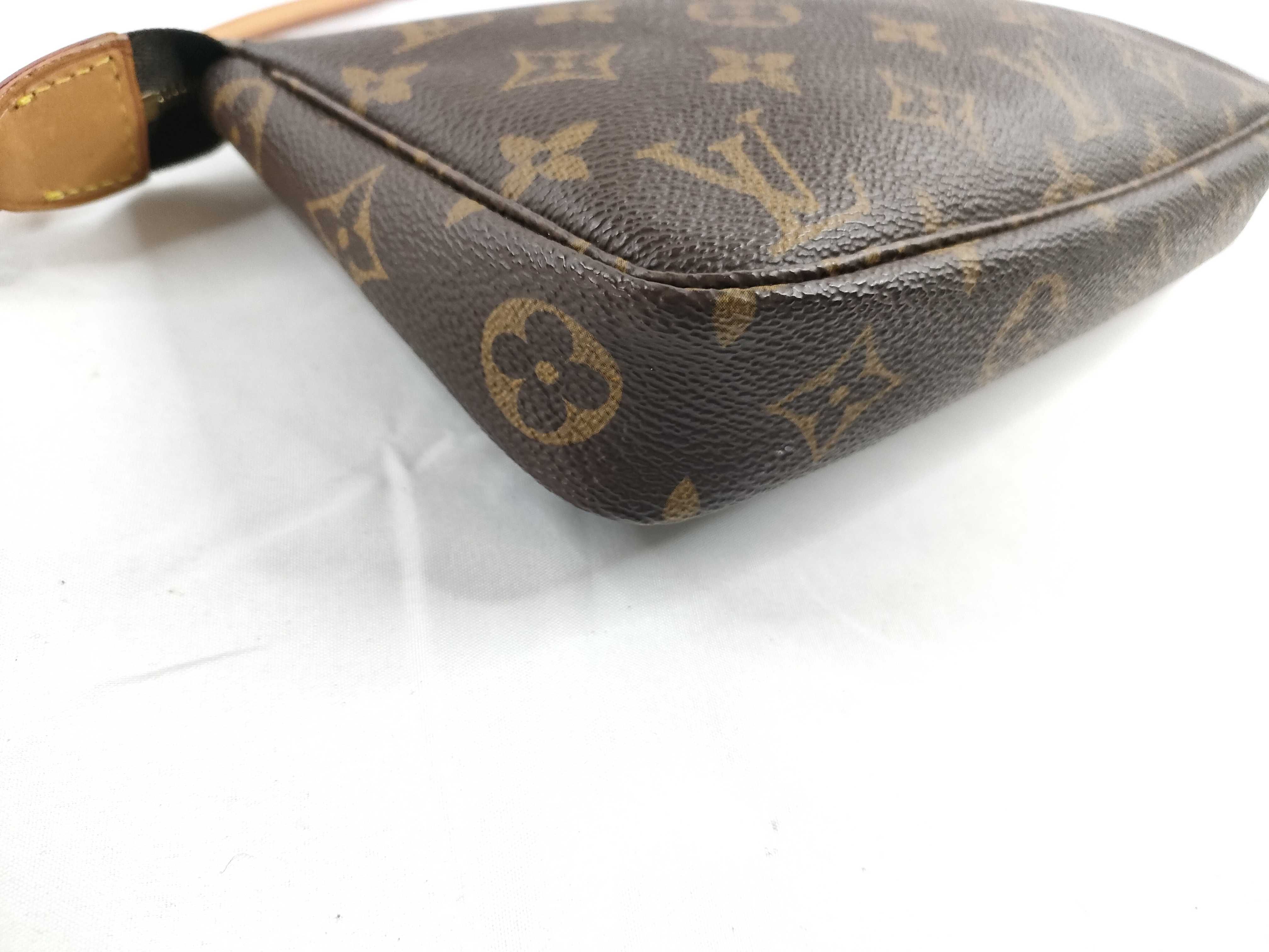Monogram Pochette Accessoires M51980 Brown Handbag — view 3