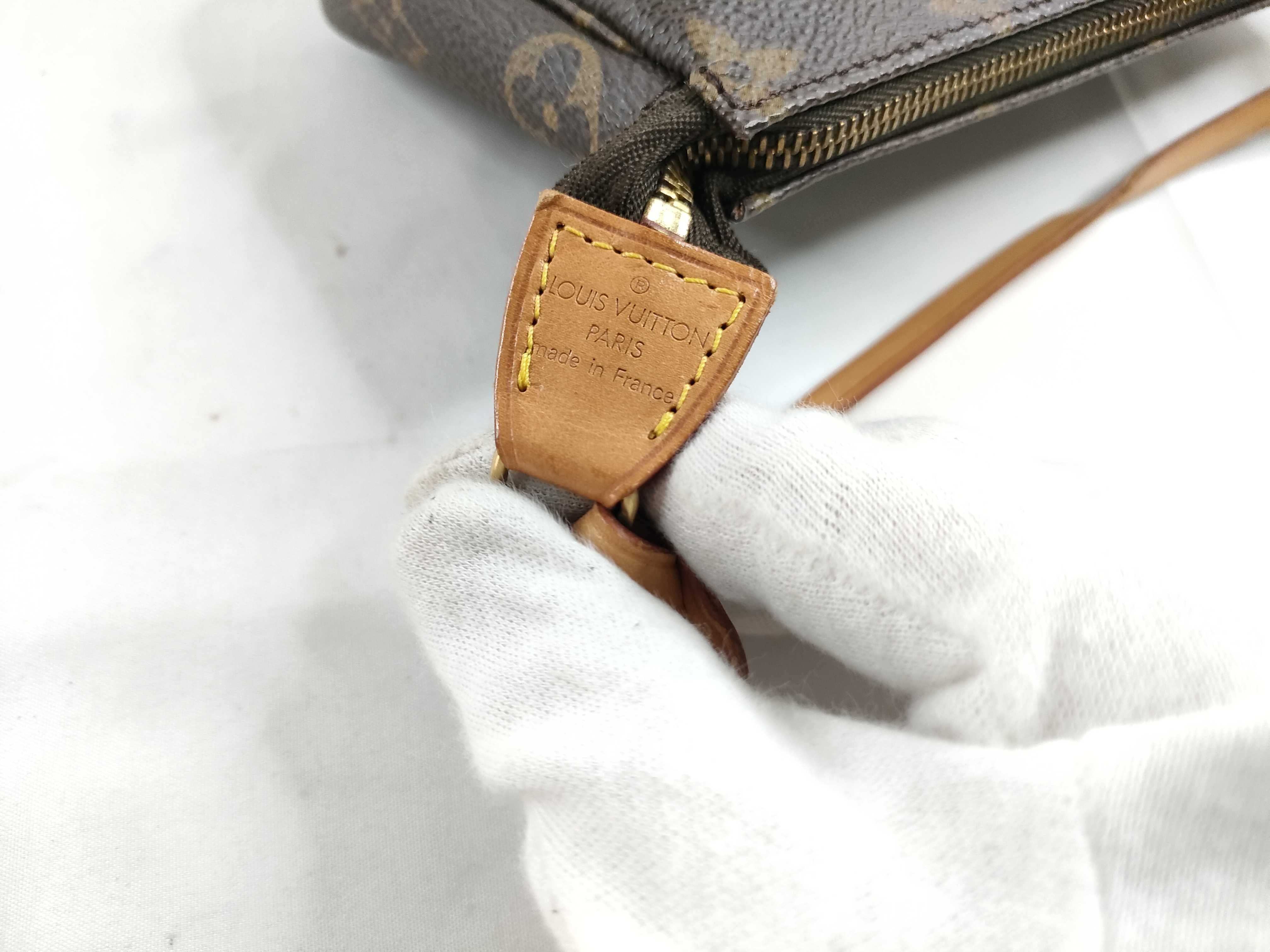 Monogram Pochette Accessoires M51980 Brown Handbag — view 9