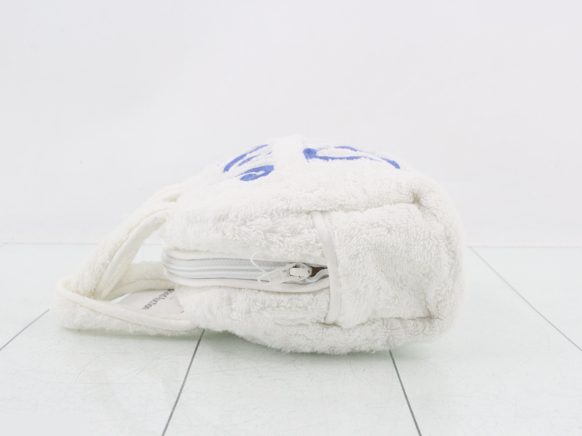 Other lines: Bags & Handbags, Logo, Terrycloth, White, Blue — view 4