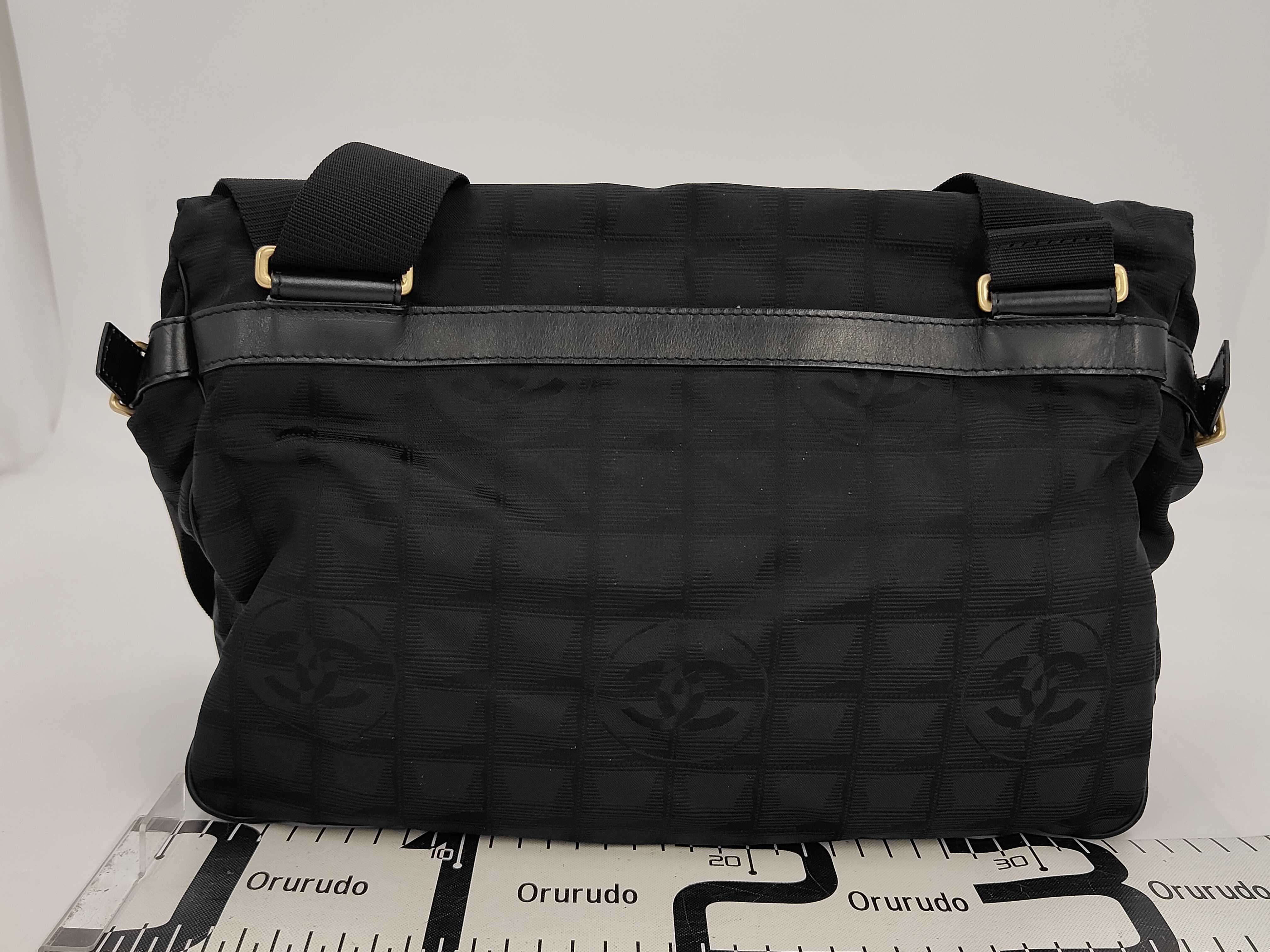 New Travel Line Shoulder Bag — view 2