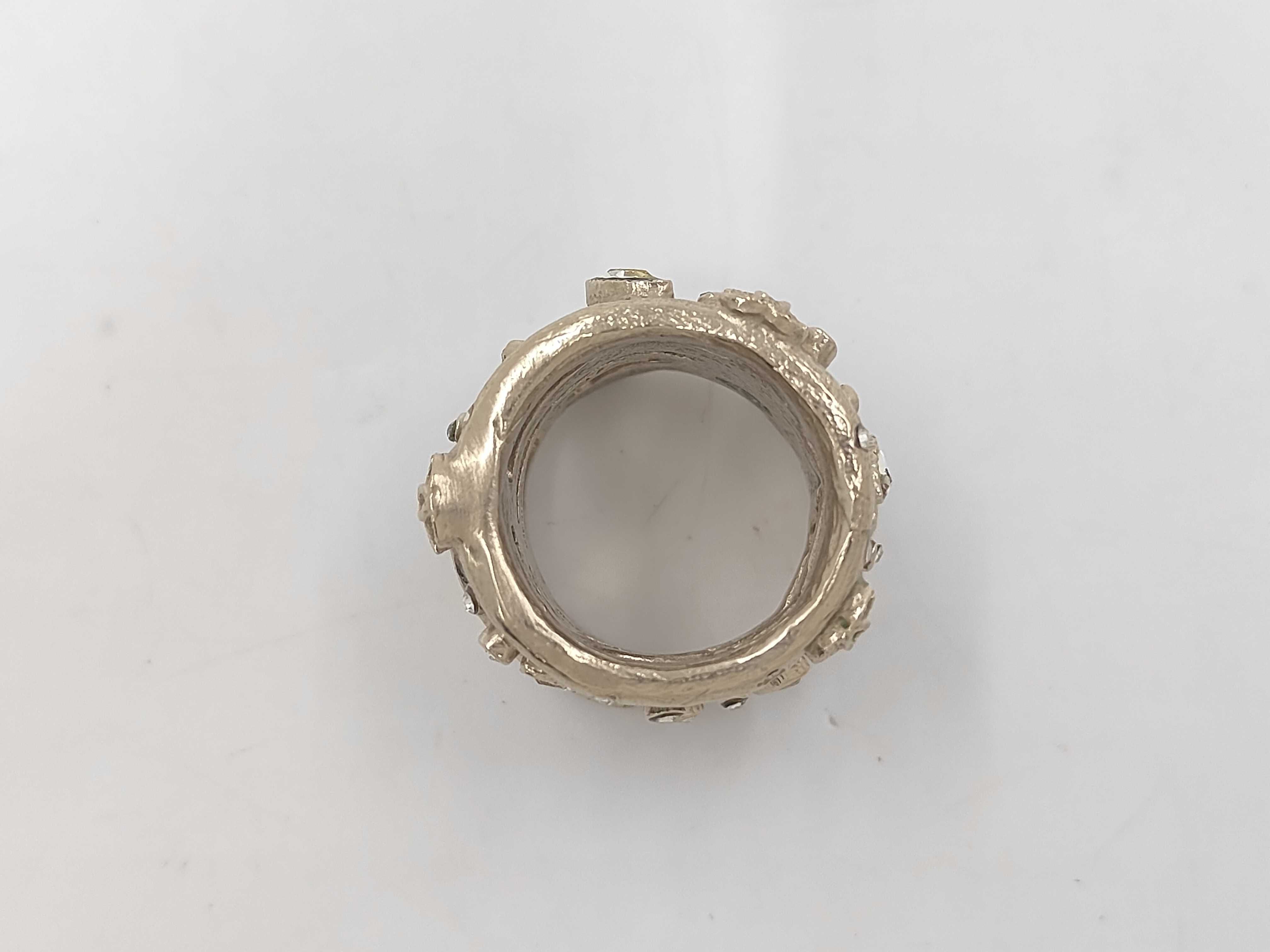 B11A Ring with GP Hardware and Rhinestones — view 4