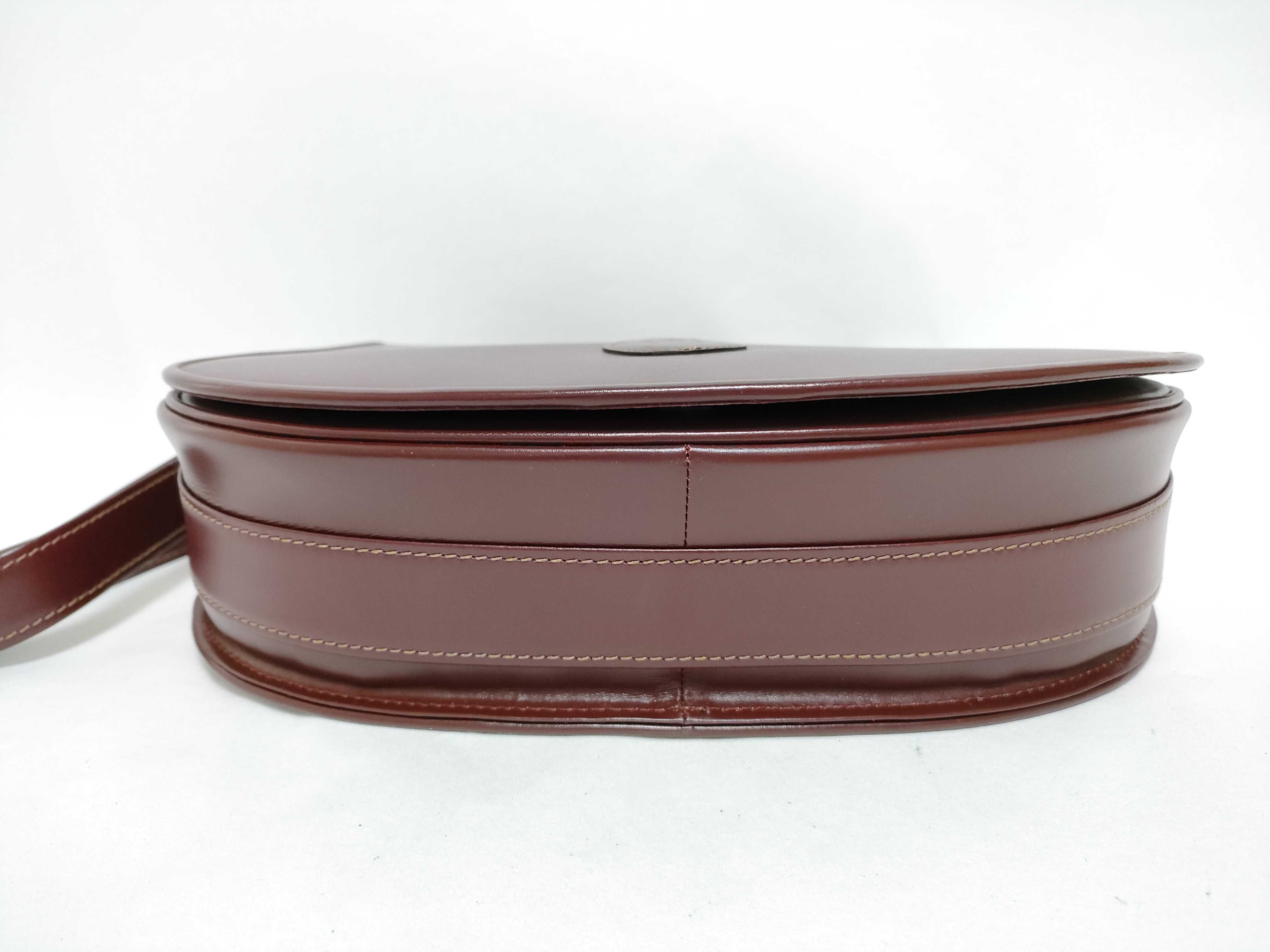 Must line shoulder bag. — view 7