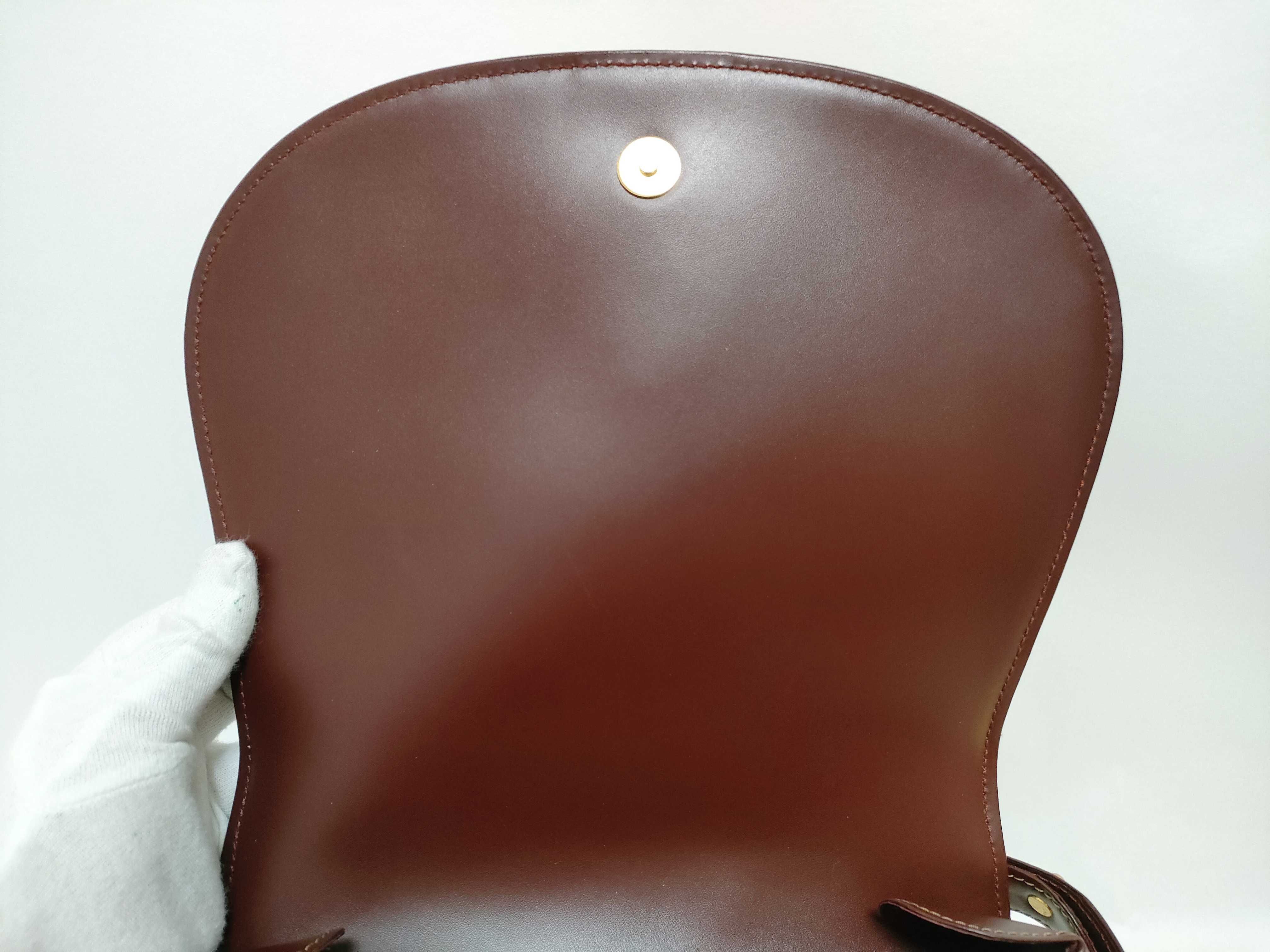 Must line shoulder bag. — view 8