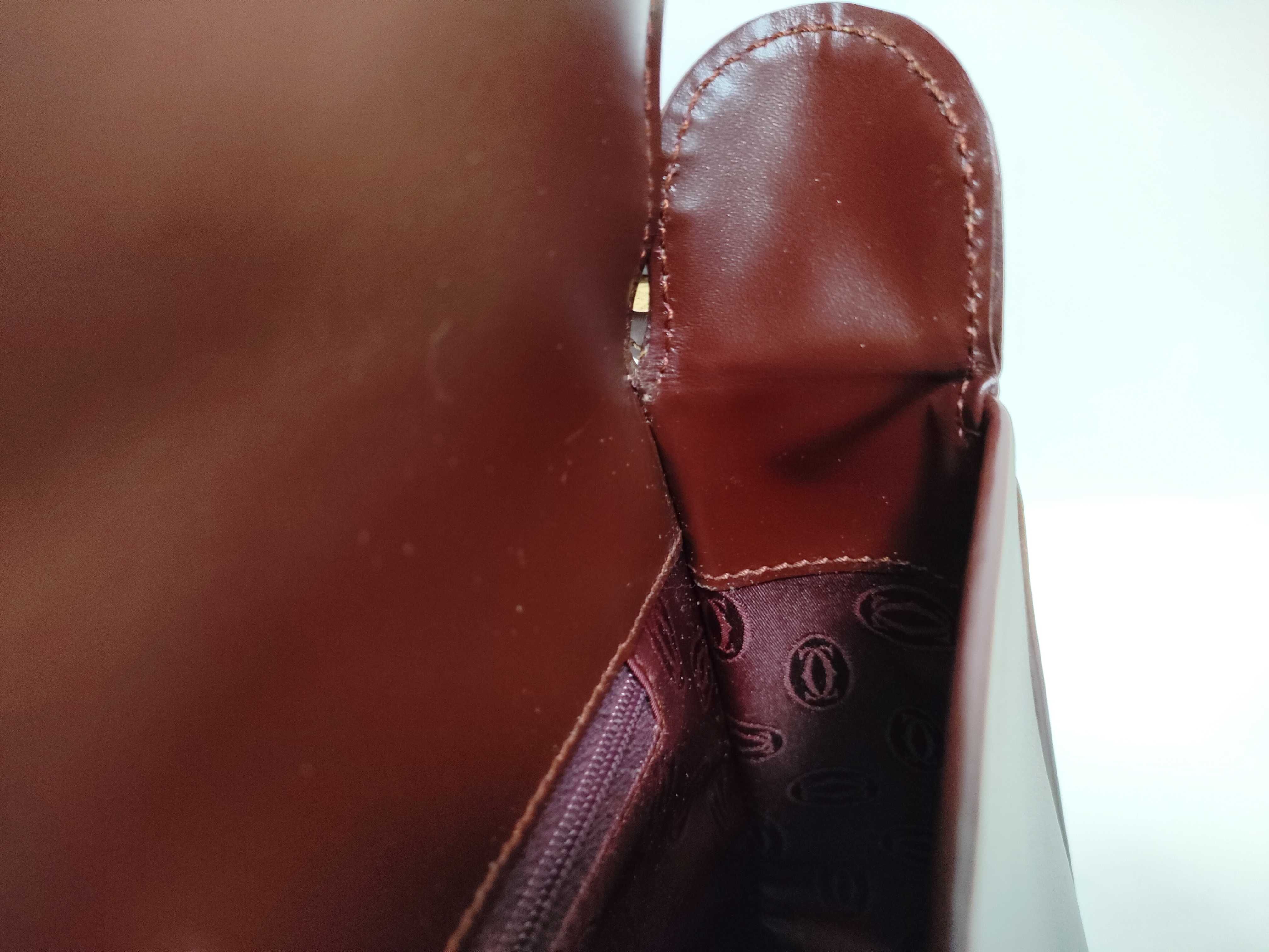Must line shoulder bag. — view 9