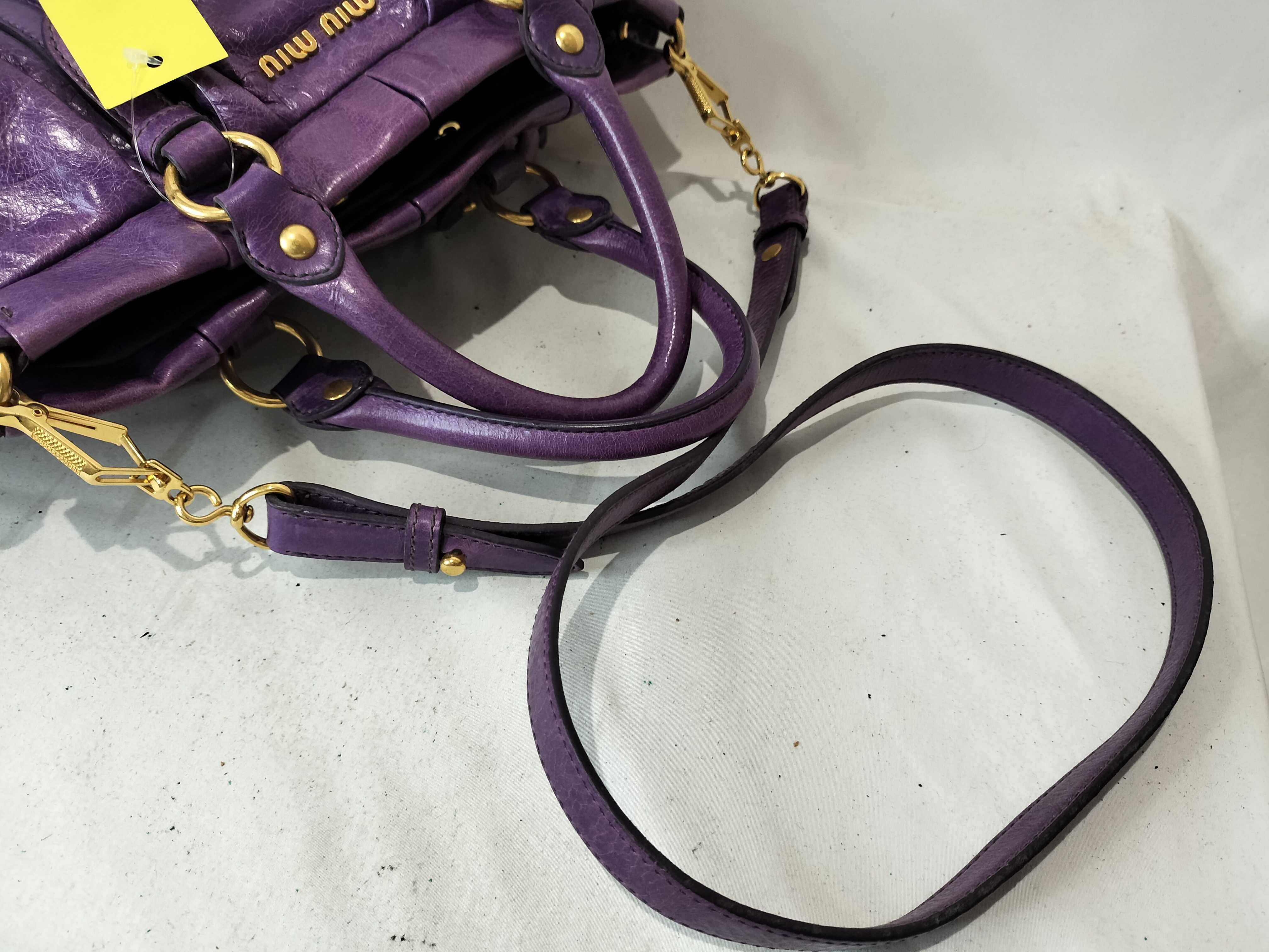 handbag, leather shoulder bag — view 4