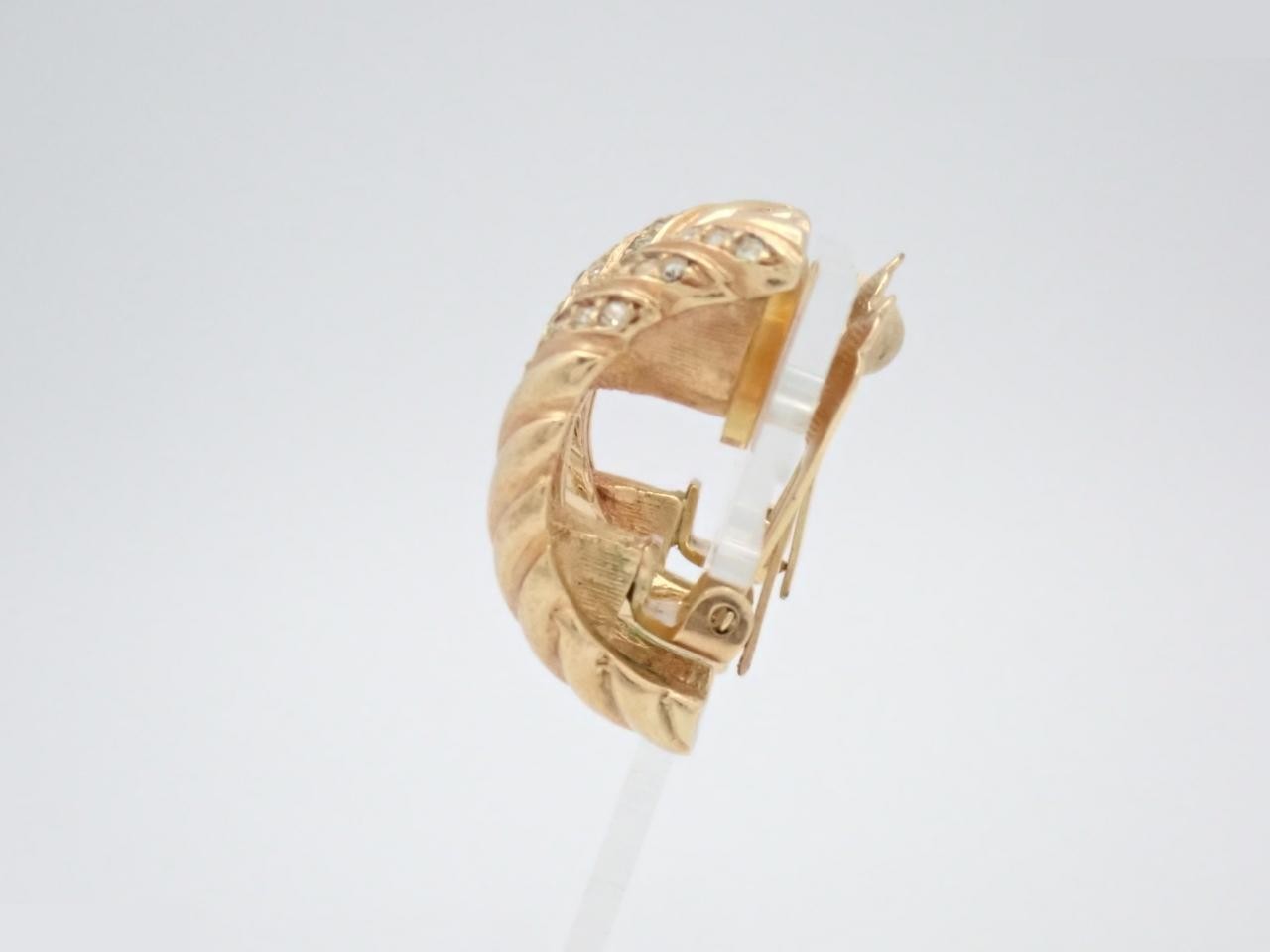 Earrings — view 3