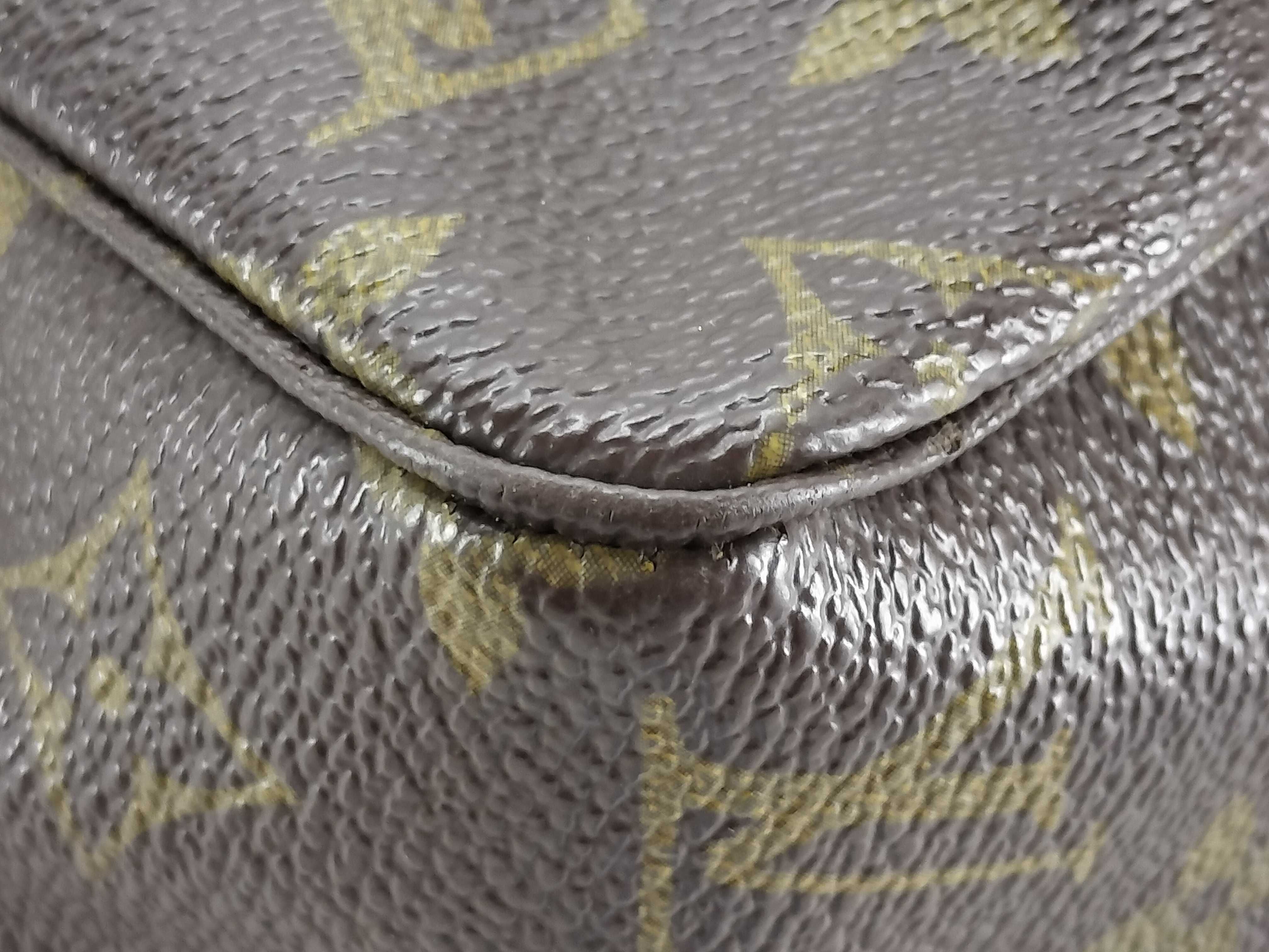 Monogram Louis Vuitton Monogram Truth Toilette 28 M47522 Tag Pouch — view 3