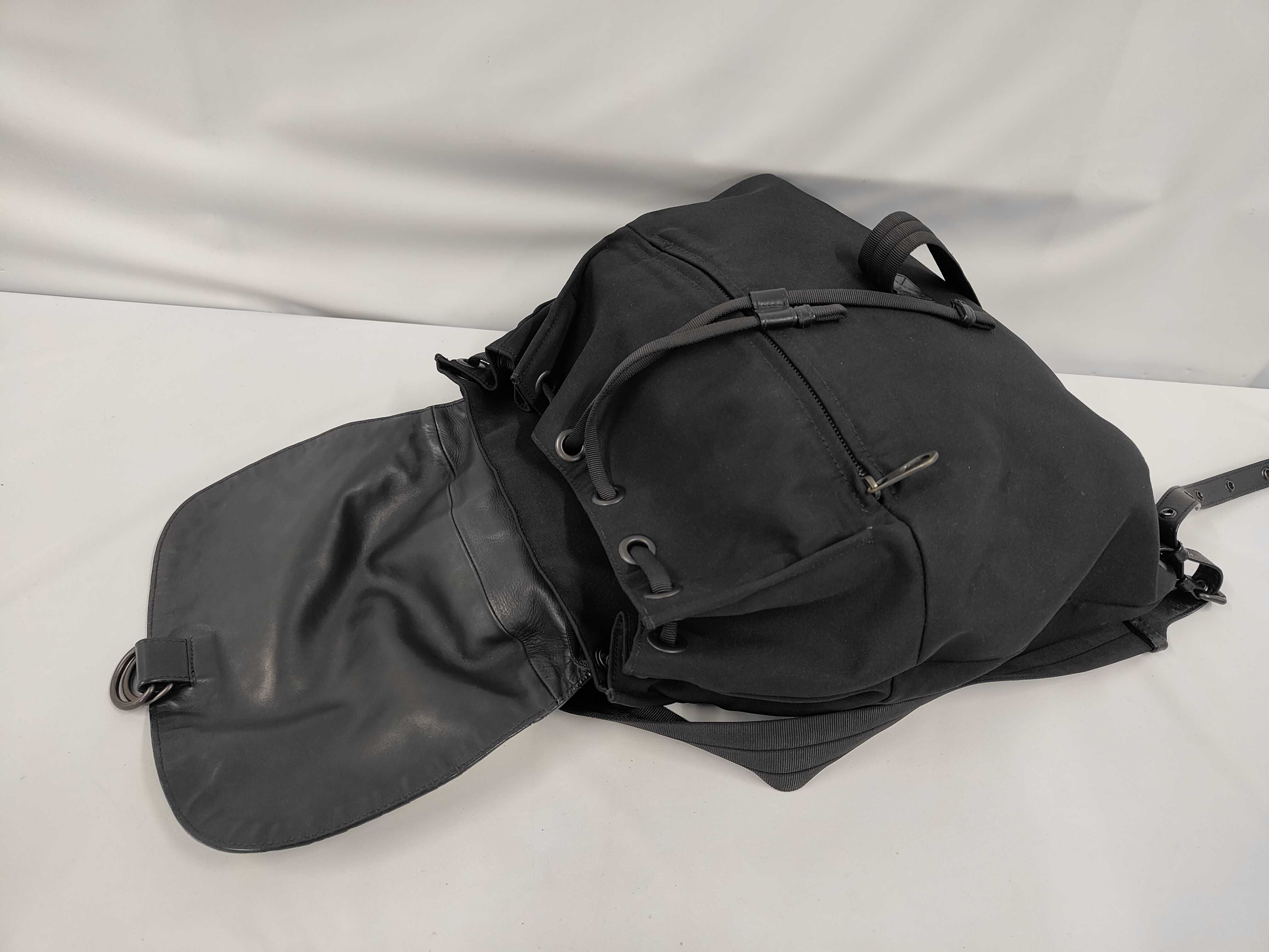Intrecciato Technical Backpack (Black) — view 7