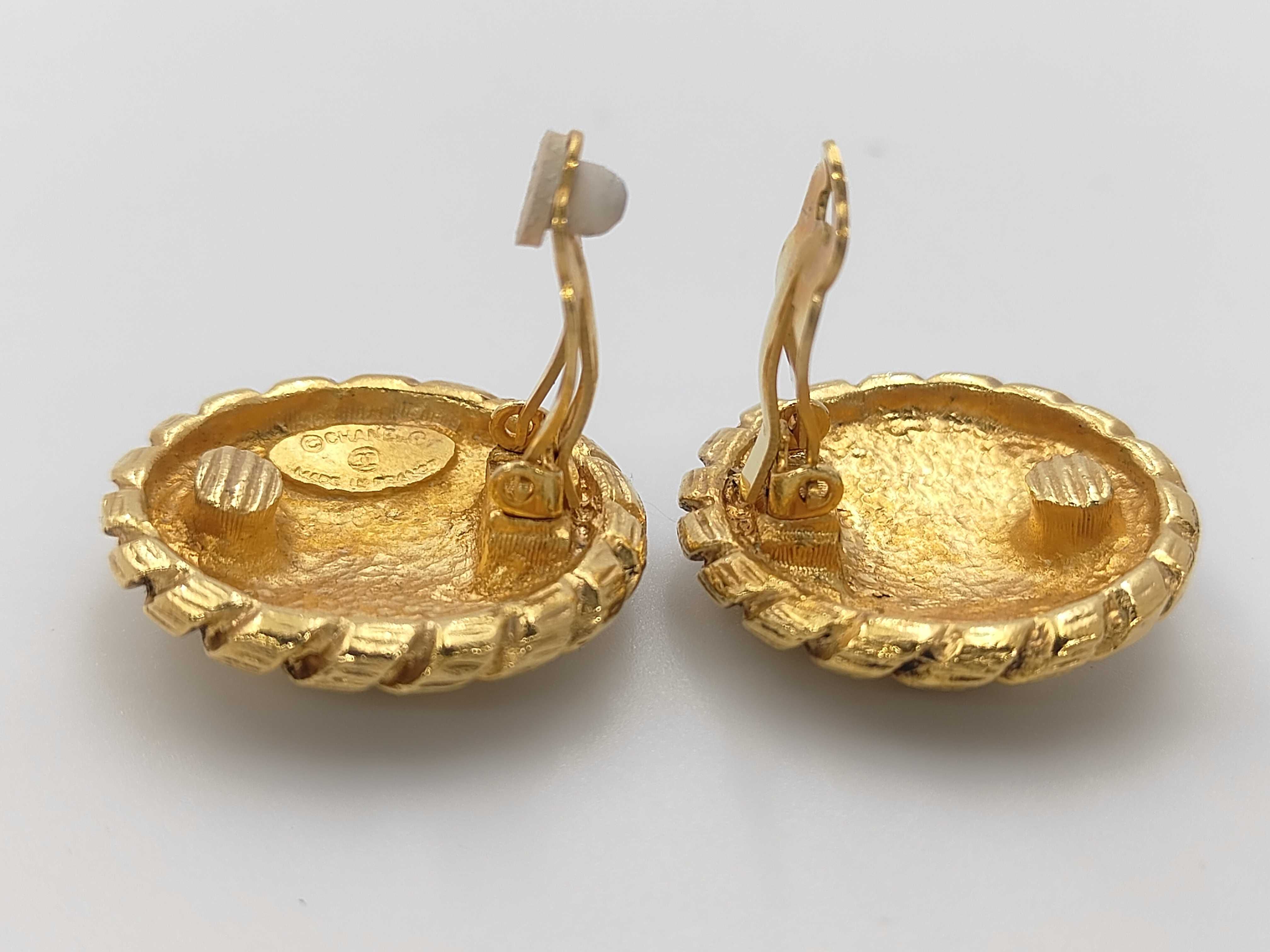 earrings with box, rope and sunburst design, gold. — view 3