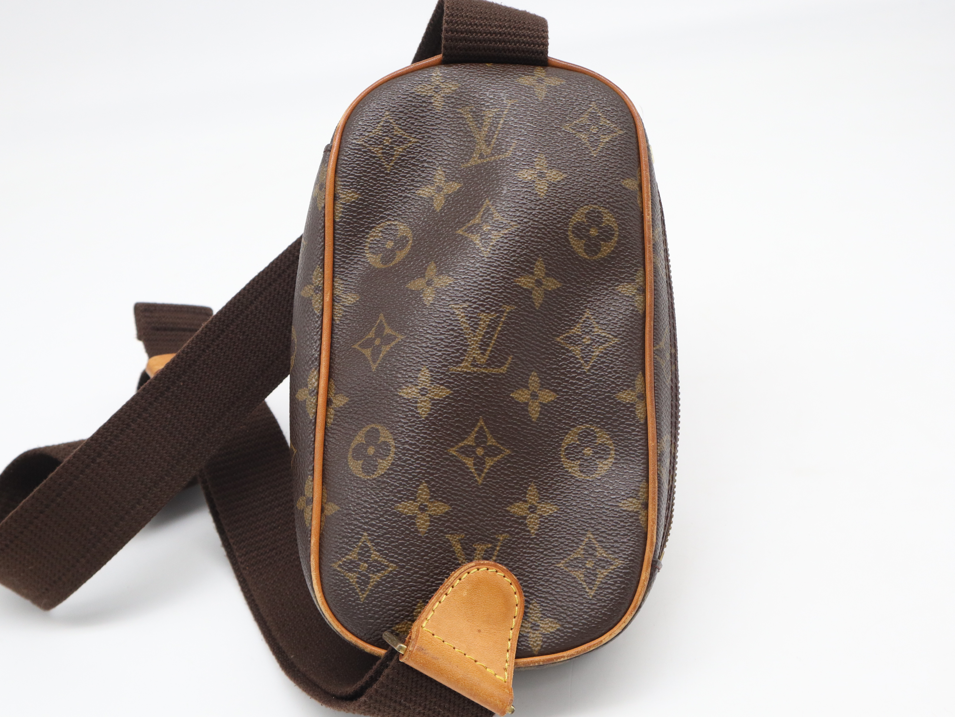 M51870 Monogram Pochette Gange Shoulder Bag — view 2
